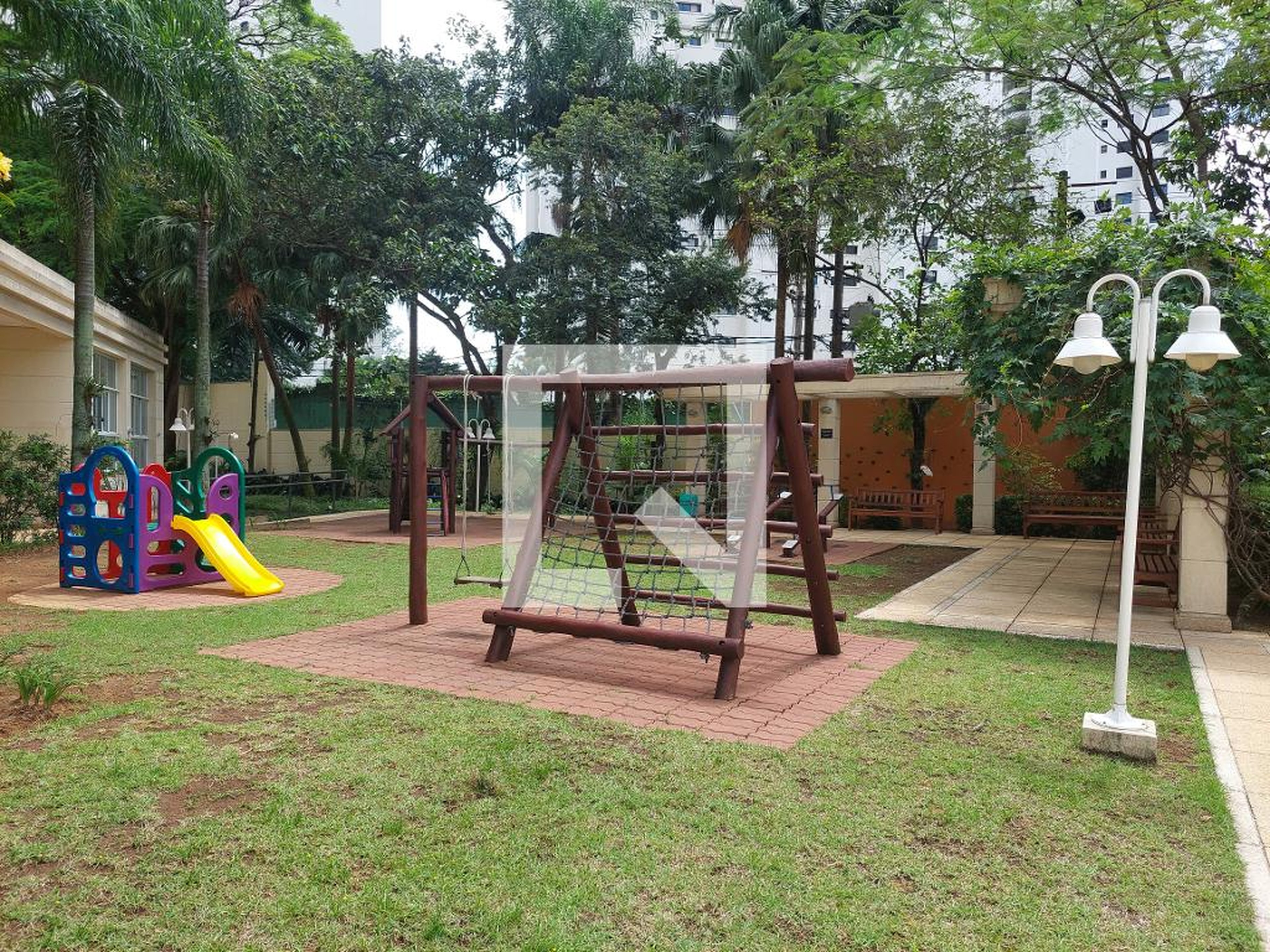 Playground - Flora Viva