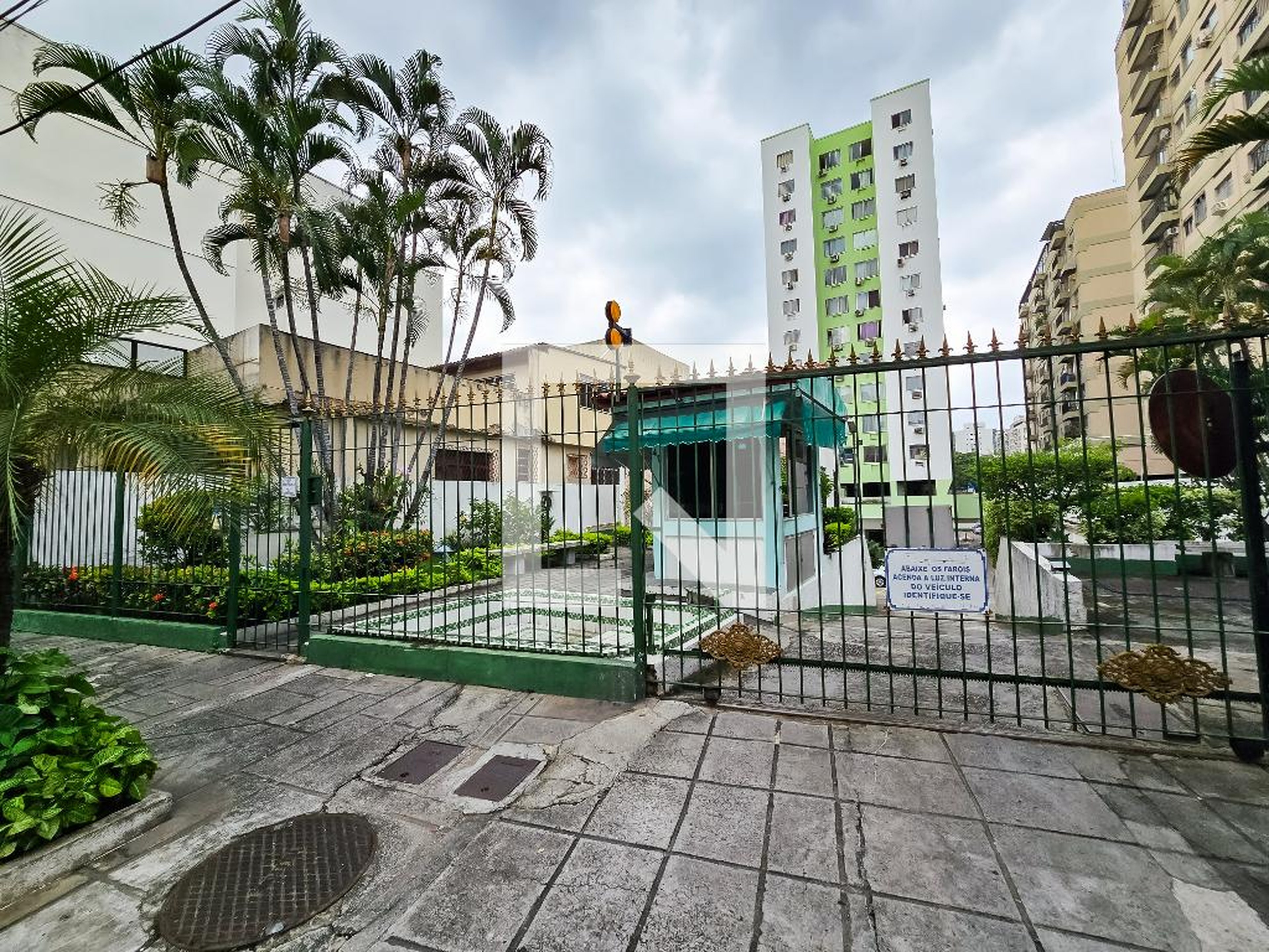 Fachada Condomínio em Rua Padre Ildefonso Penalba, 44