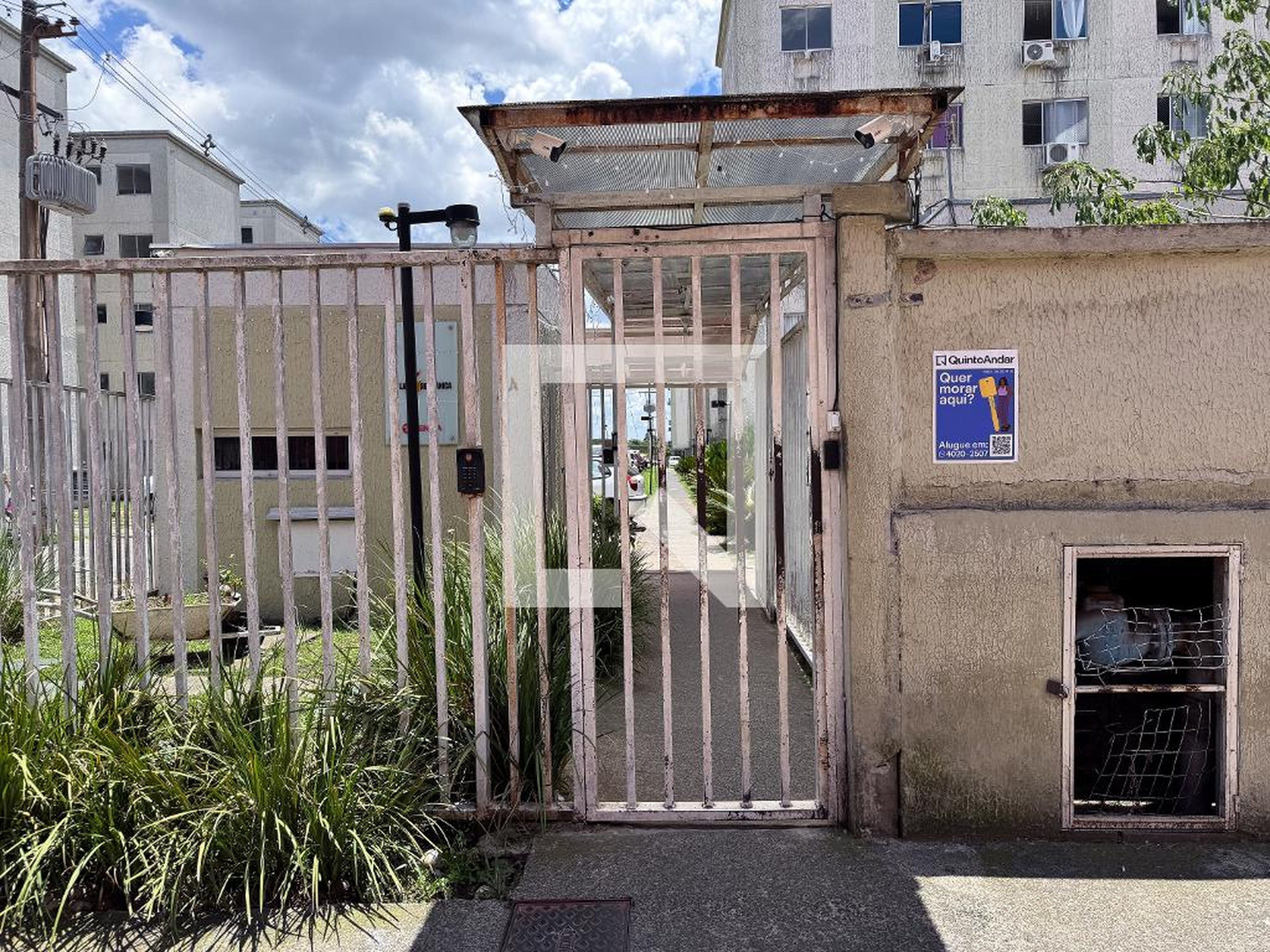 Fachada Condomínio em Rua Ricardo João Merker, 102