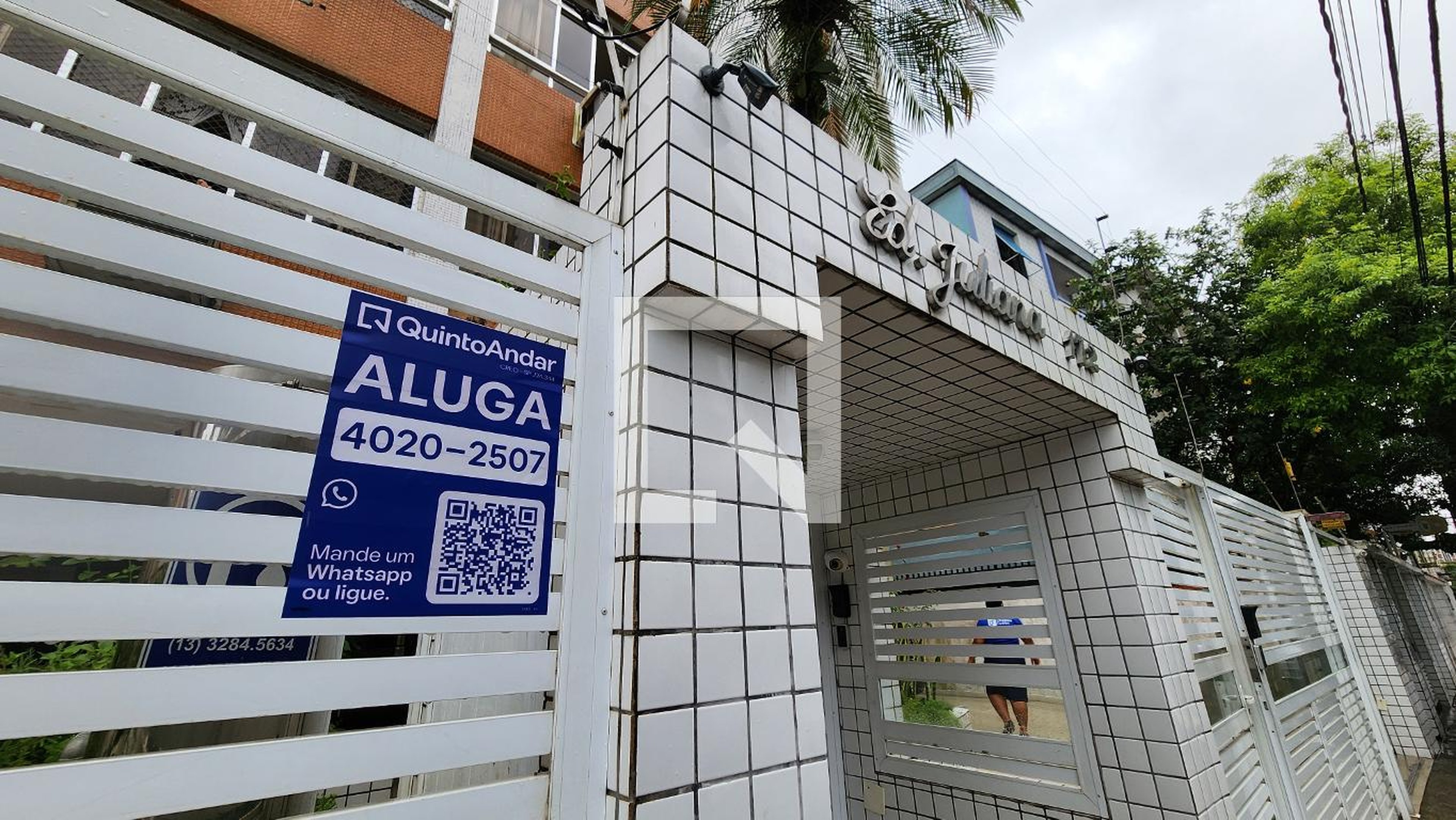 Fachada Condomínio em Rua São José, 172