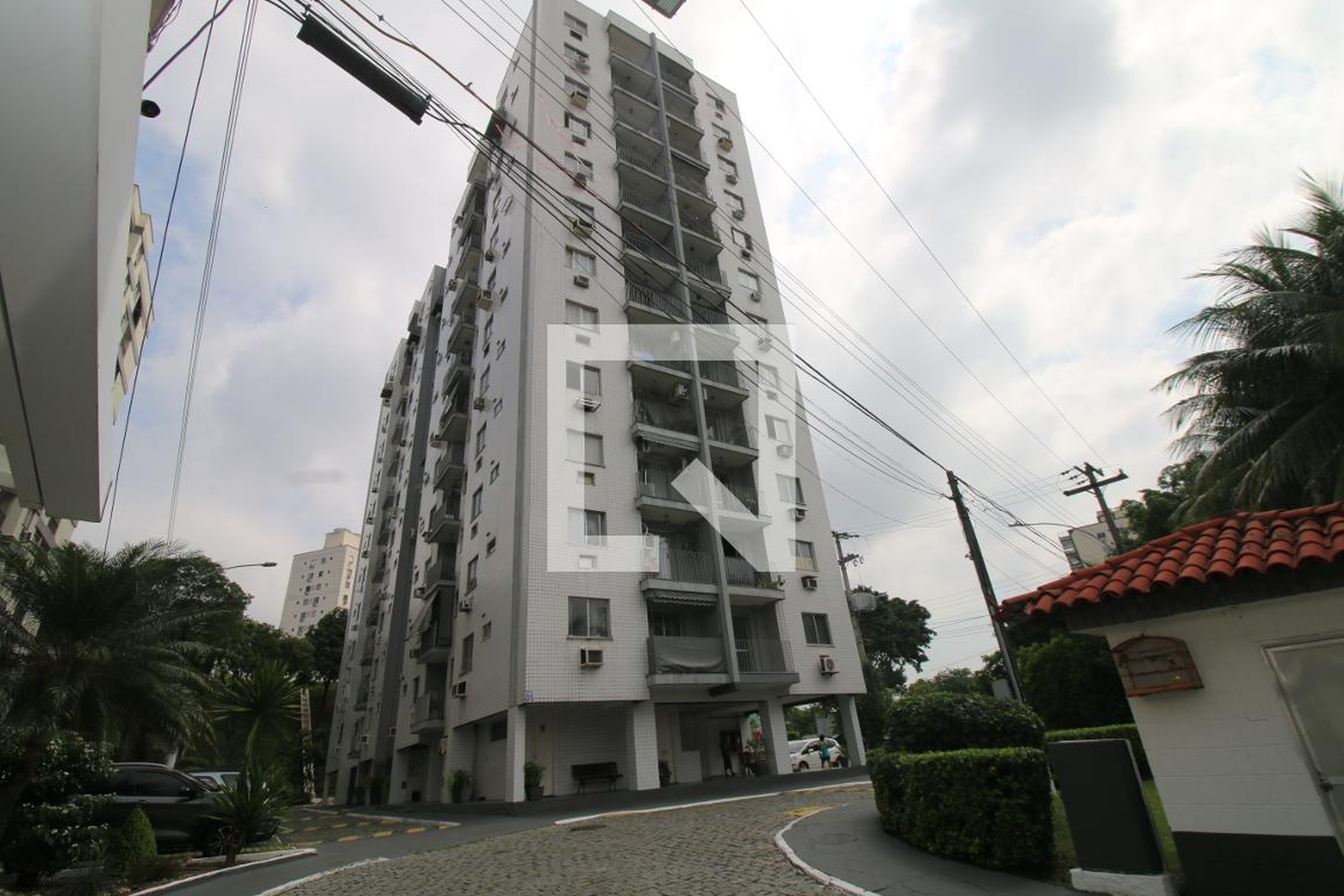 Fachada do Prédio Condomínio Padre Roser