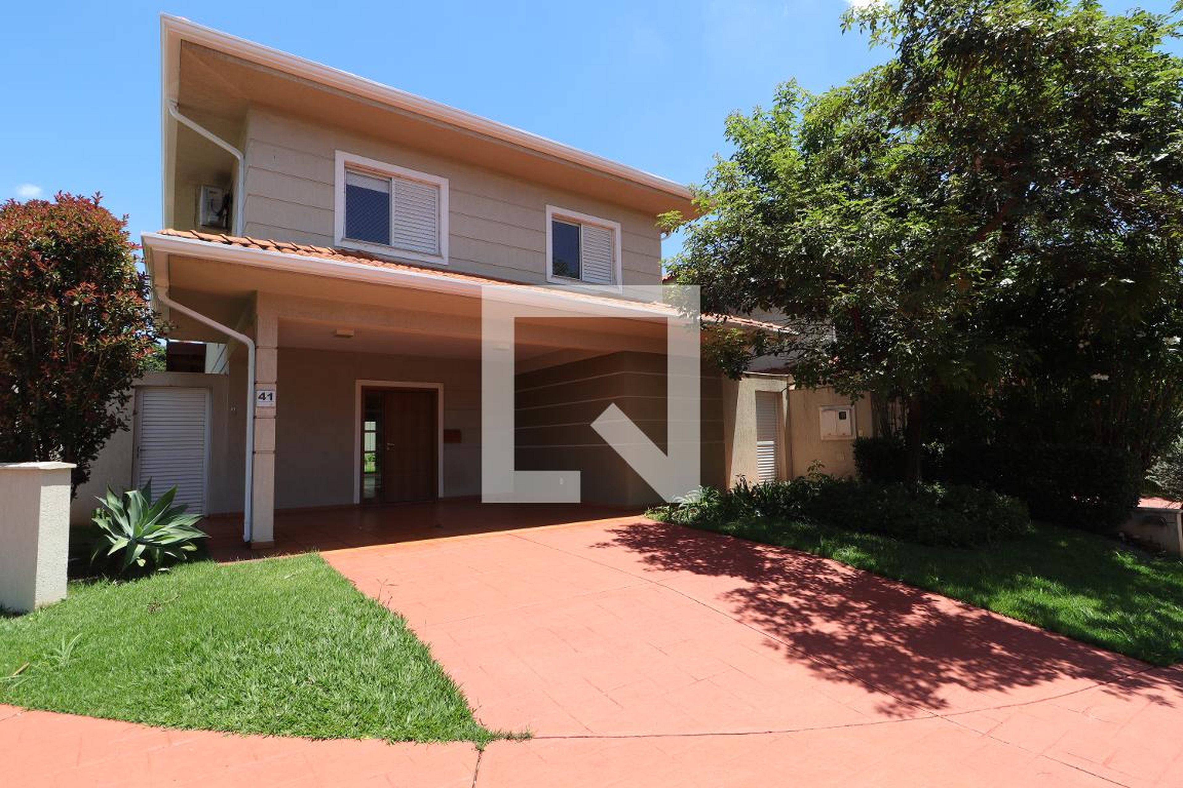 Fachada Condomínio Laranjeiras