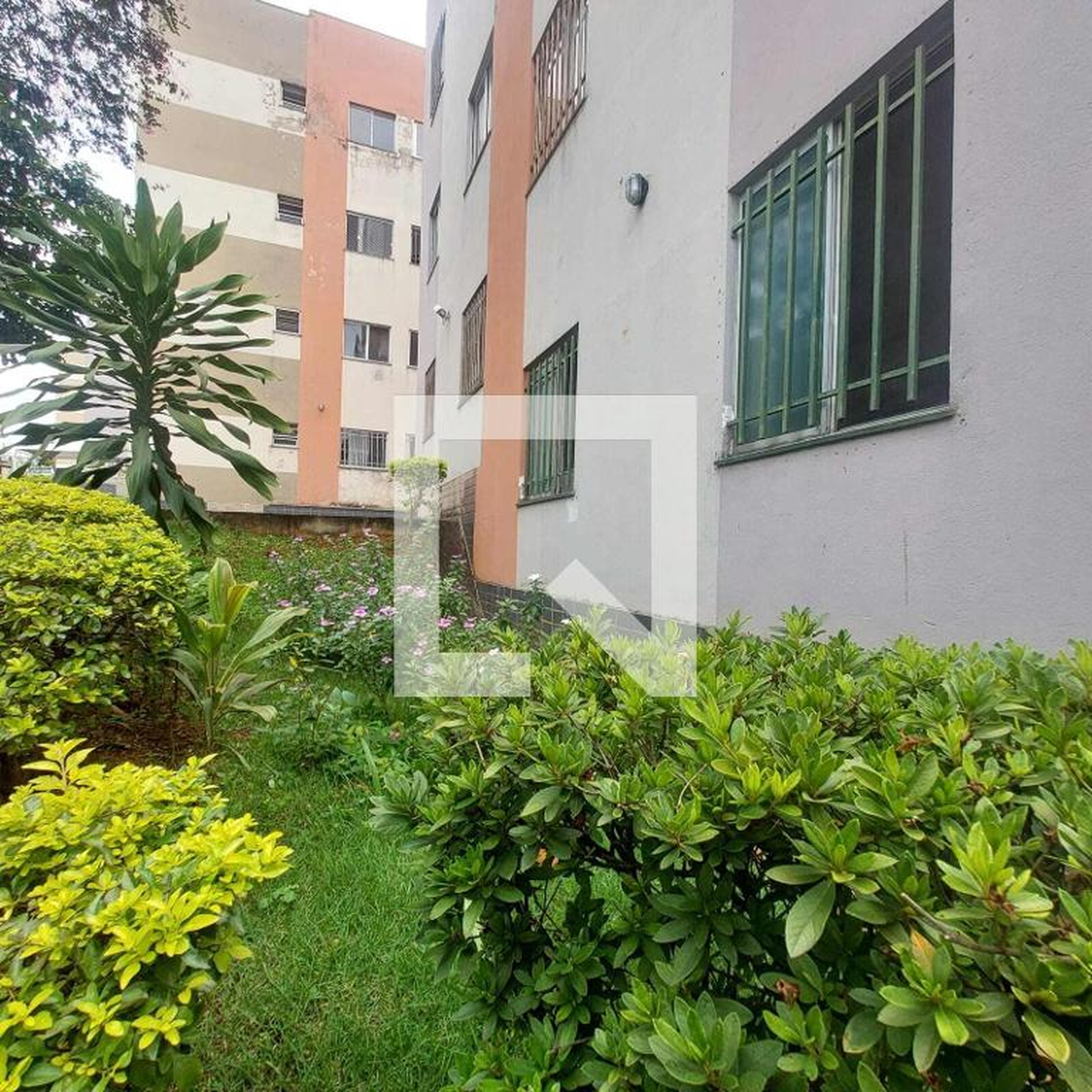 Área Externa Condomínio em Rua Projeto Fred, 315