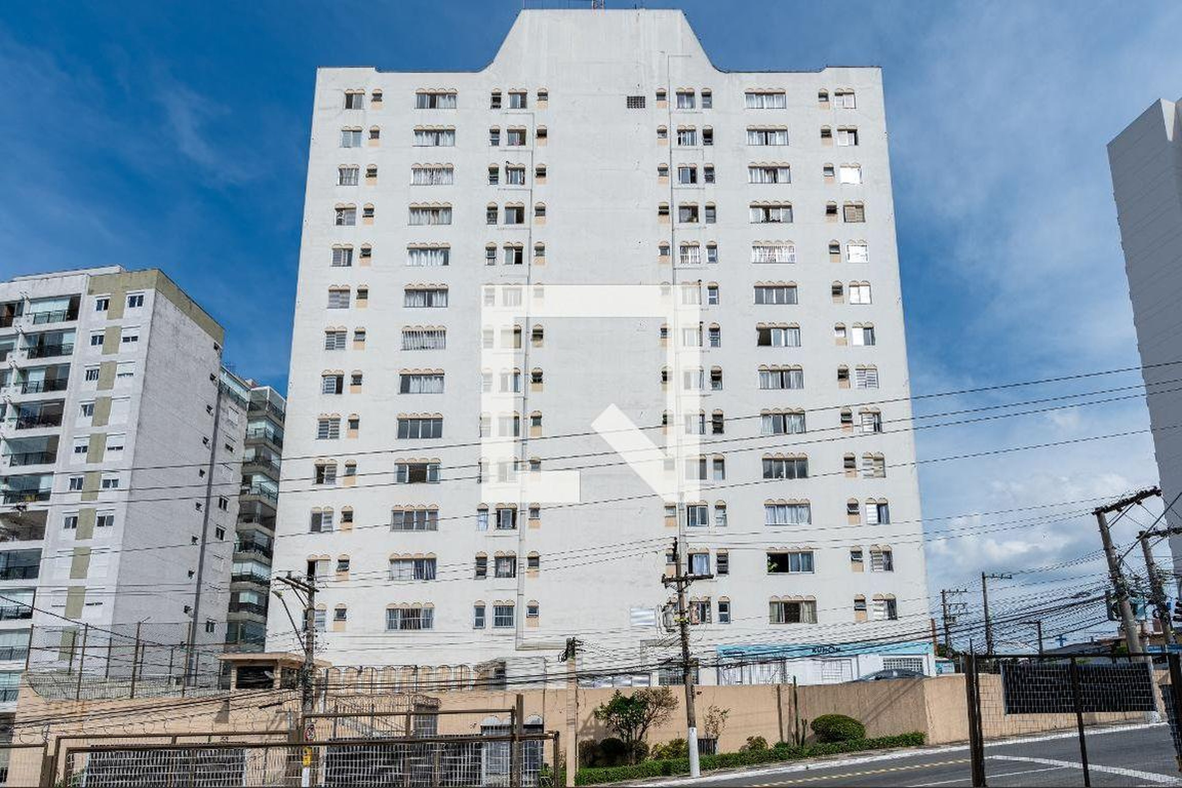 Fachada Condomínio Ed. Cambridge