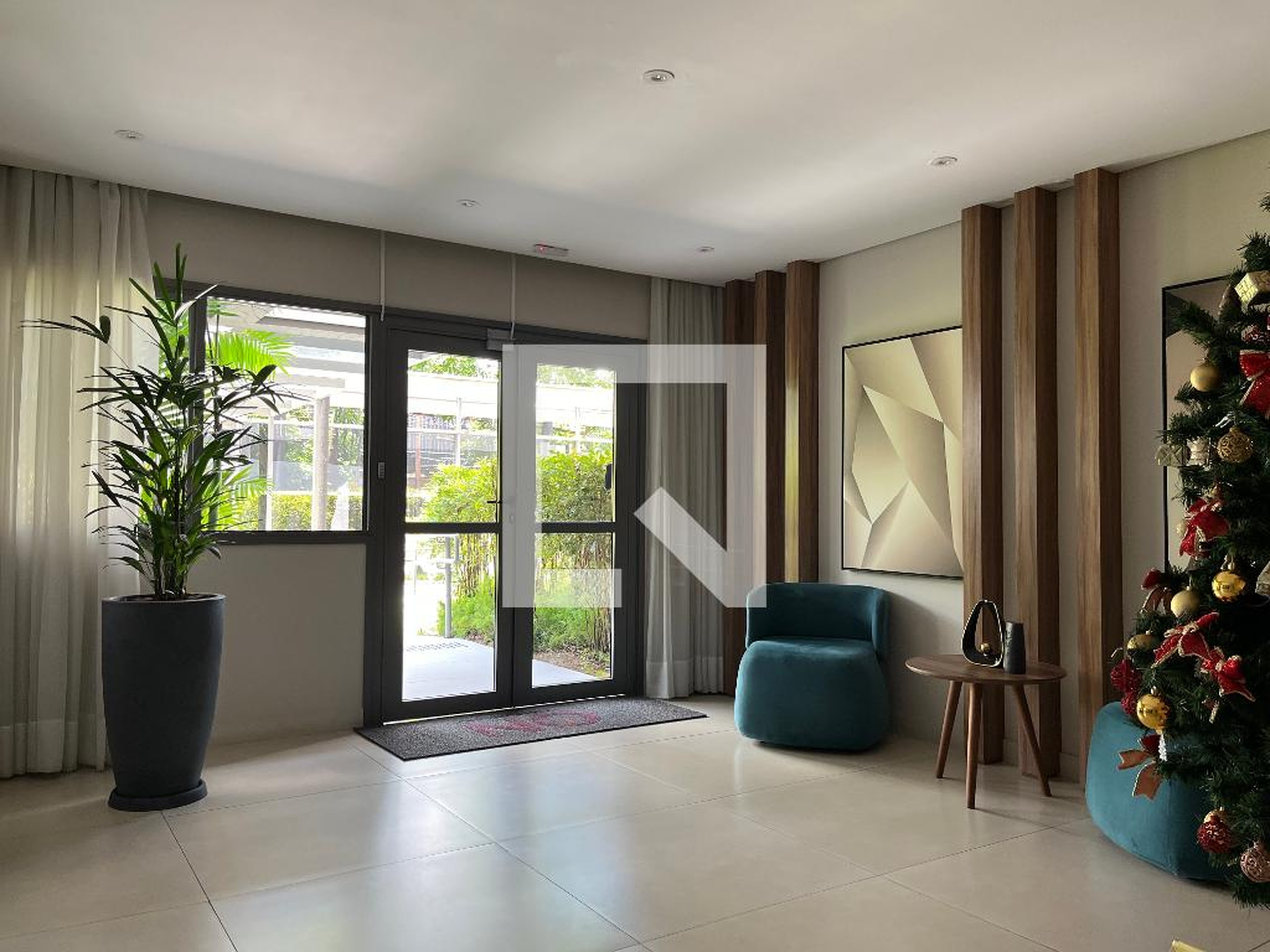 Hall - On Vila Leopoldina