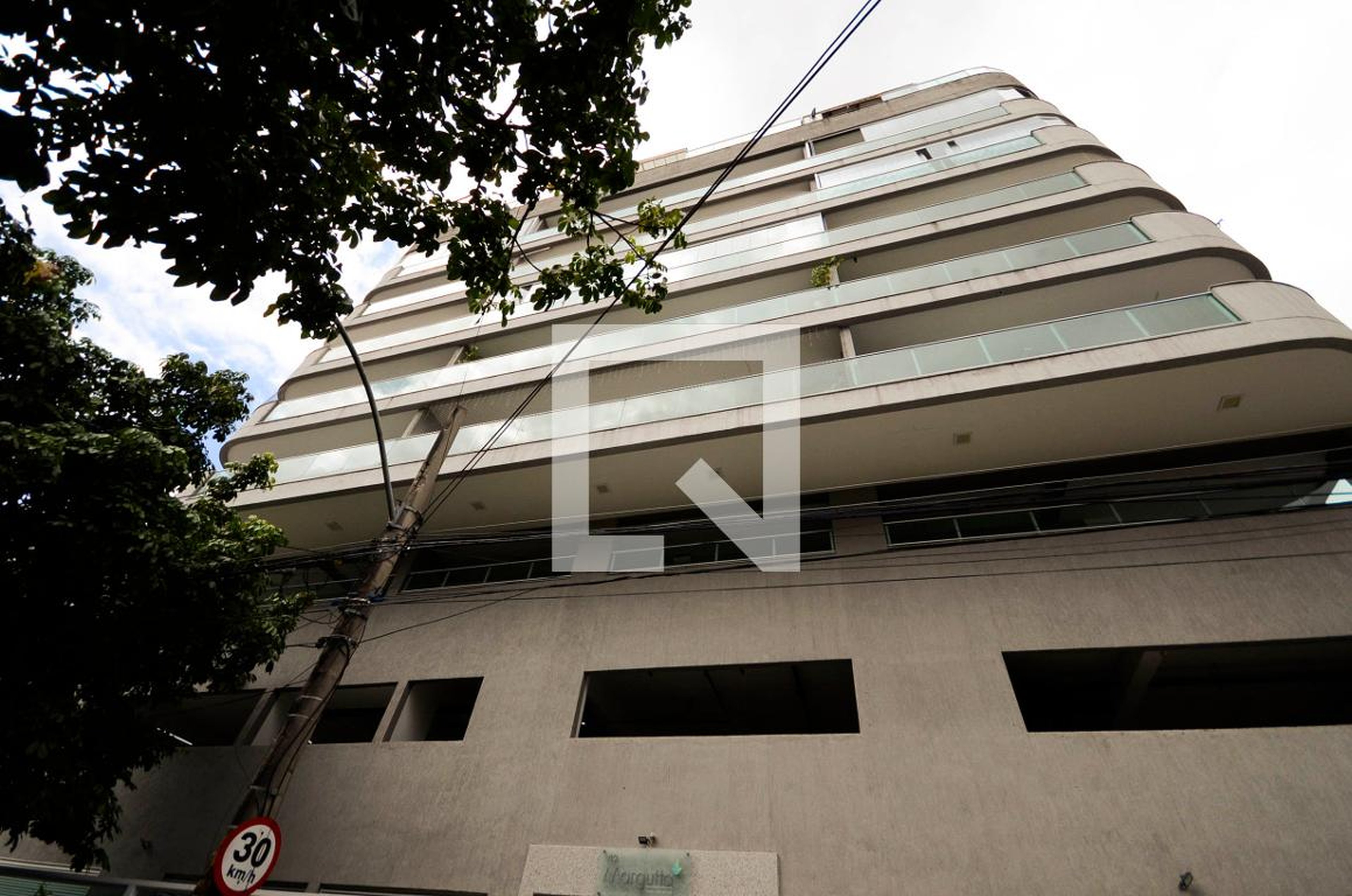 Fachada Condomínio Via Margutta