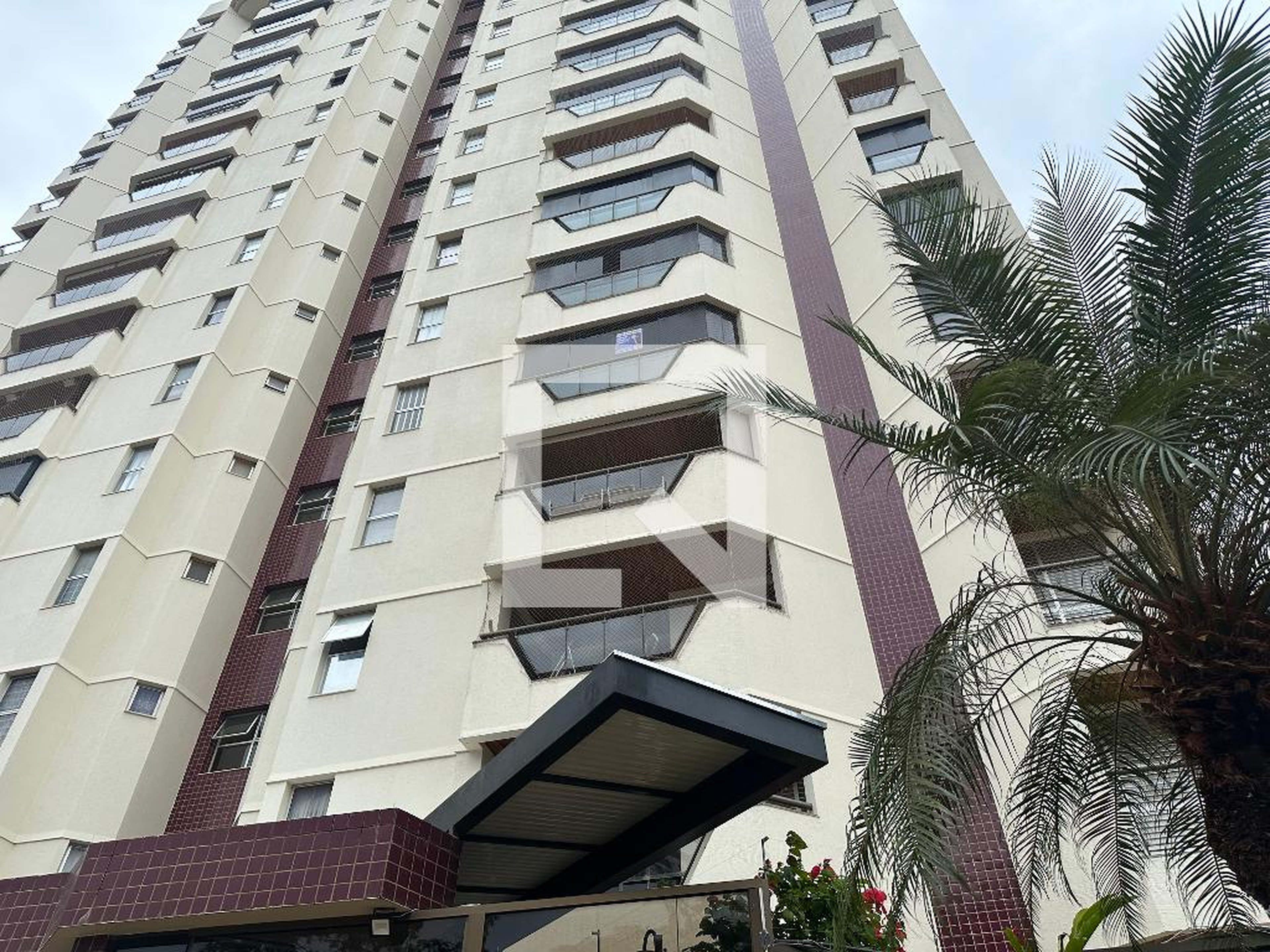 Fachada Condomínio em Alameda Couto Magalhães, 290