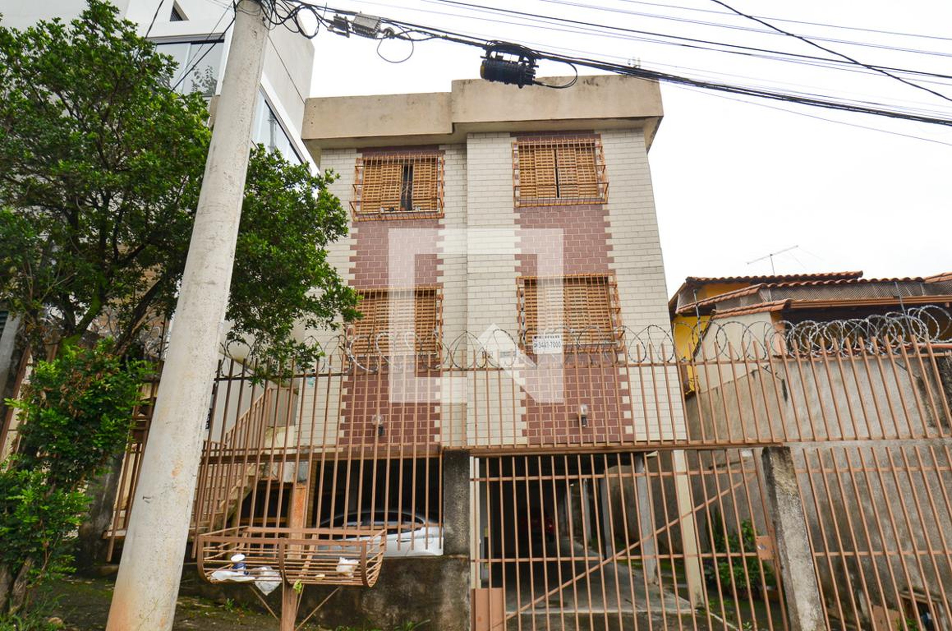 Fachada Condomínio em Rua Taquari, 735