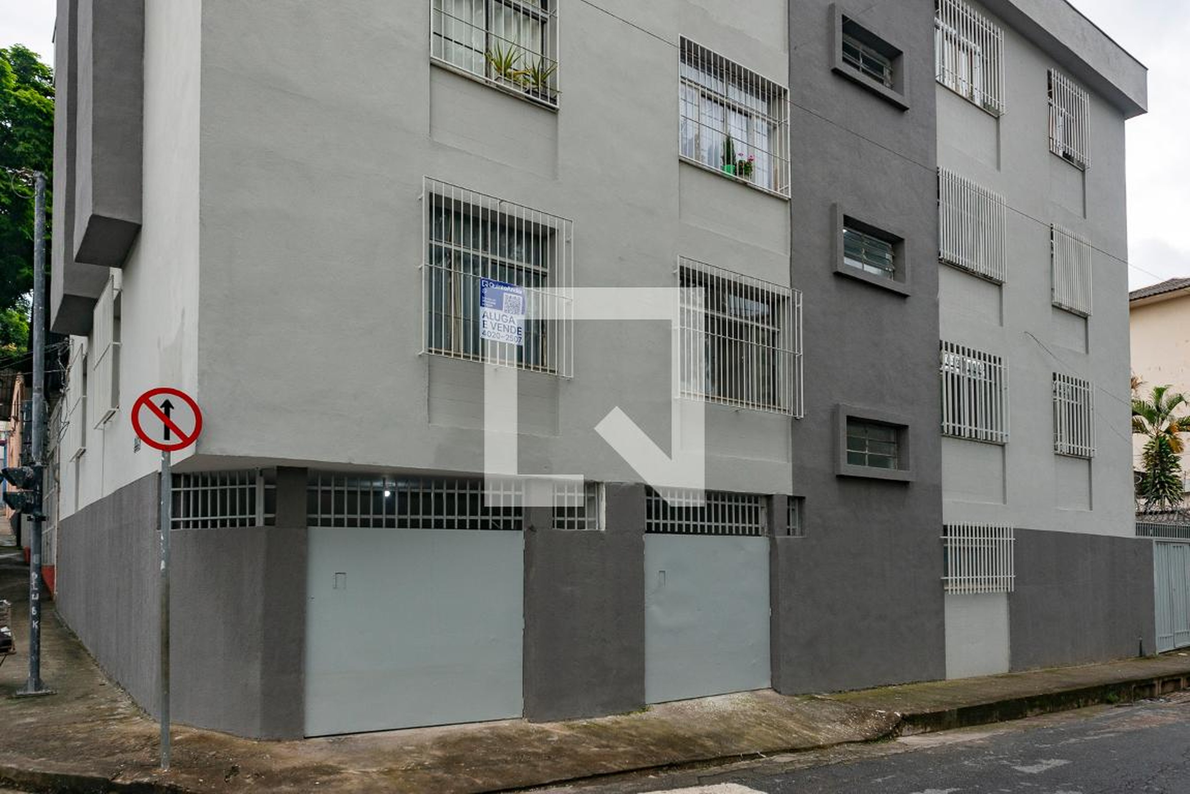 Fachada Condomínio em Rua João da Cunha, 311