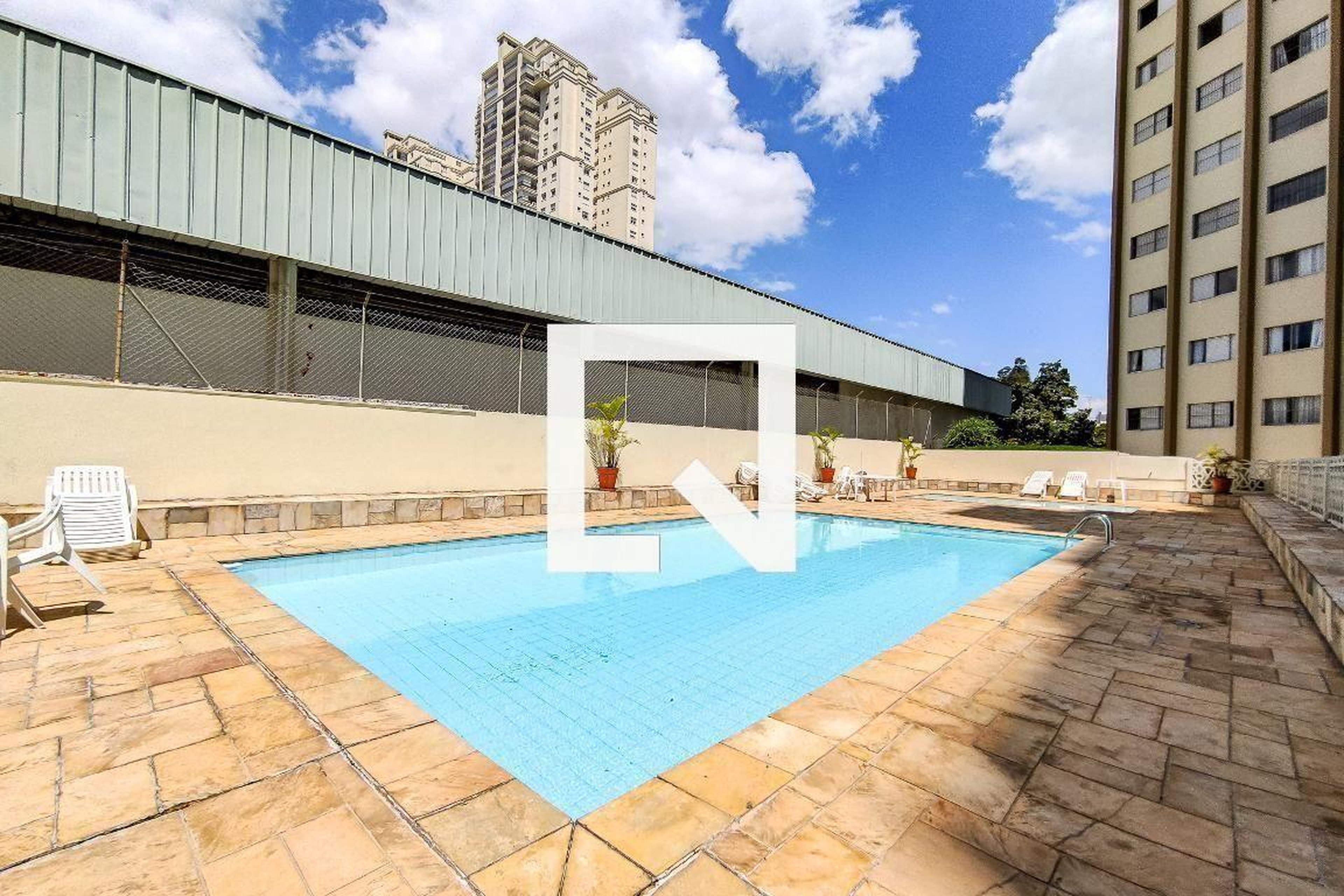 Piscina - Edifício Marbella