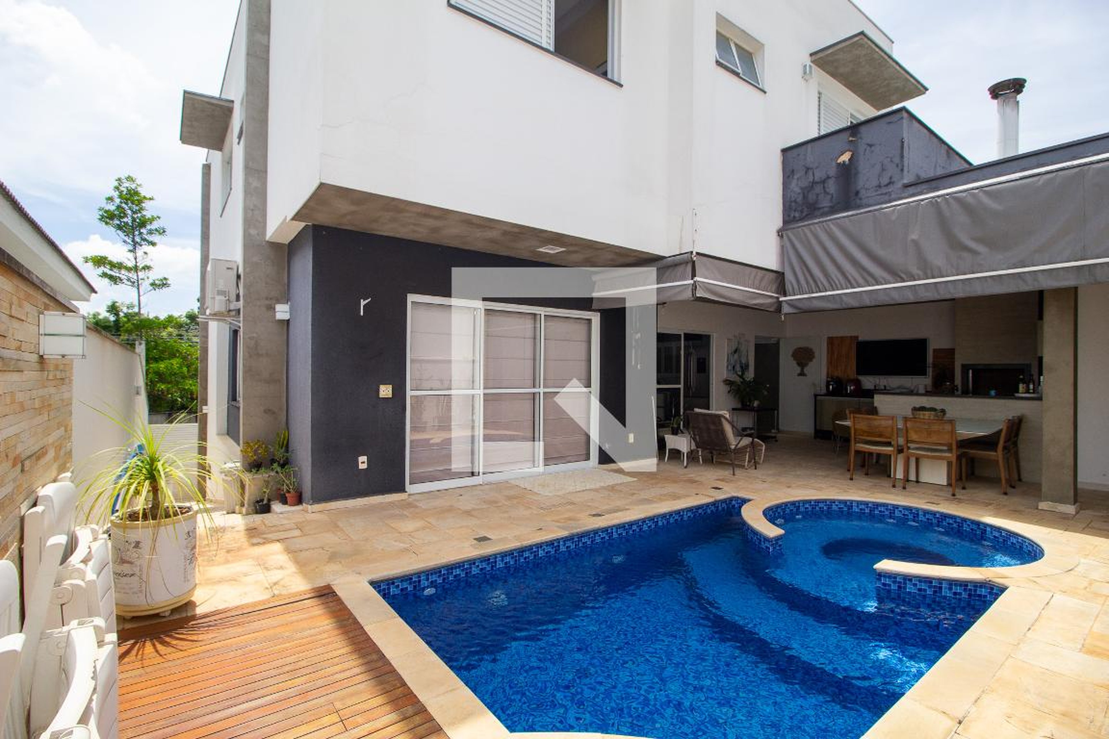 Piscina - Residencial Mont Blanc