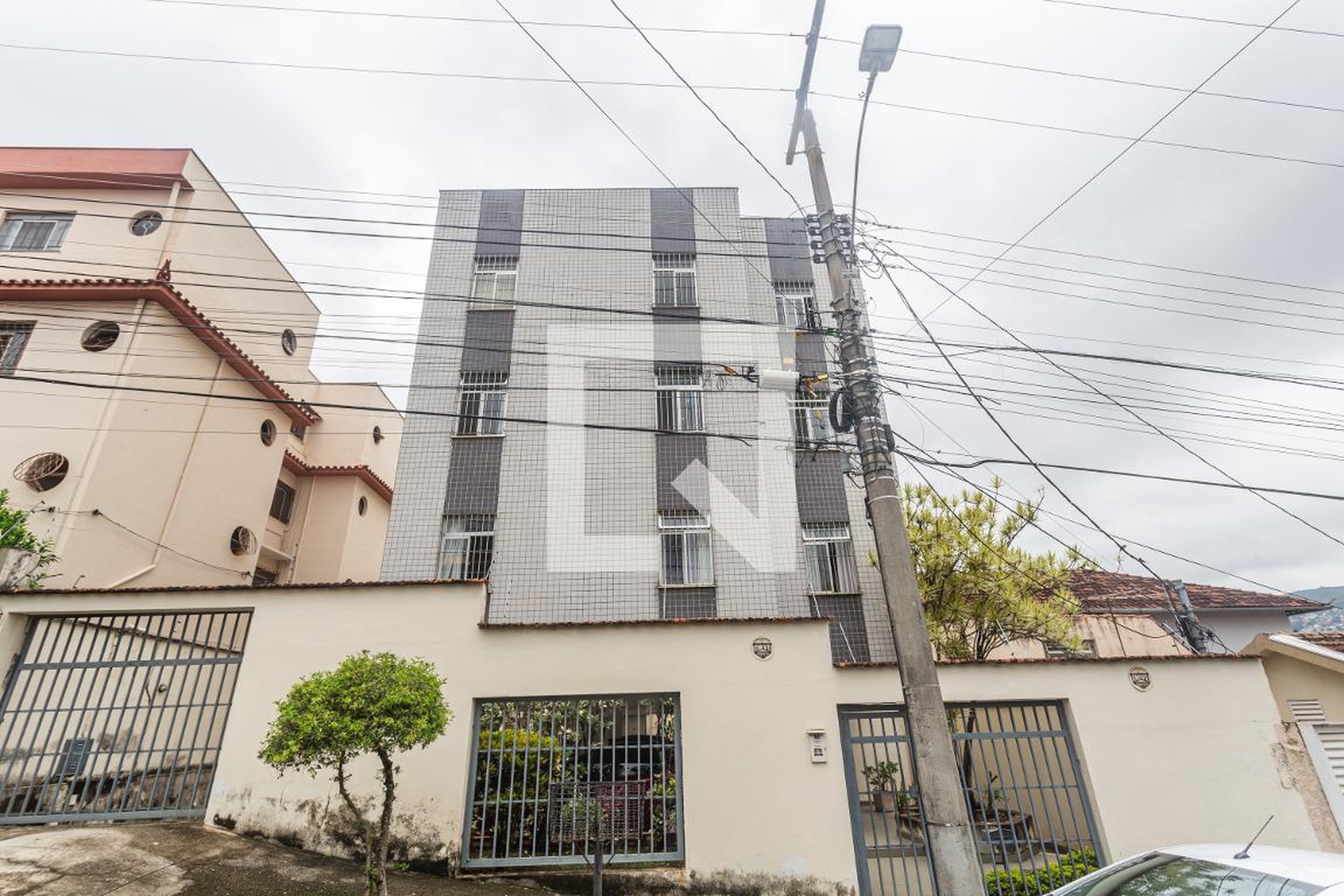 Fachada Condomínio em Rua Tenente Durval, 459