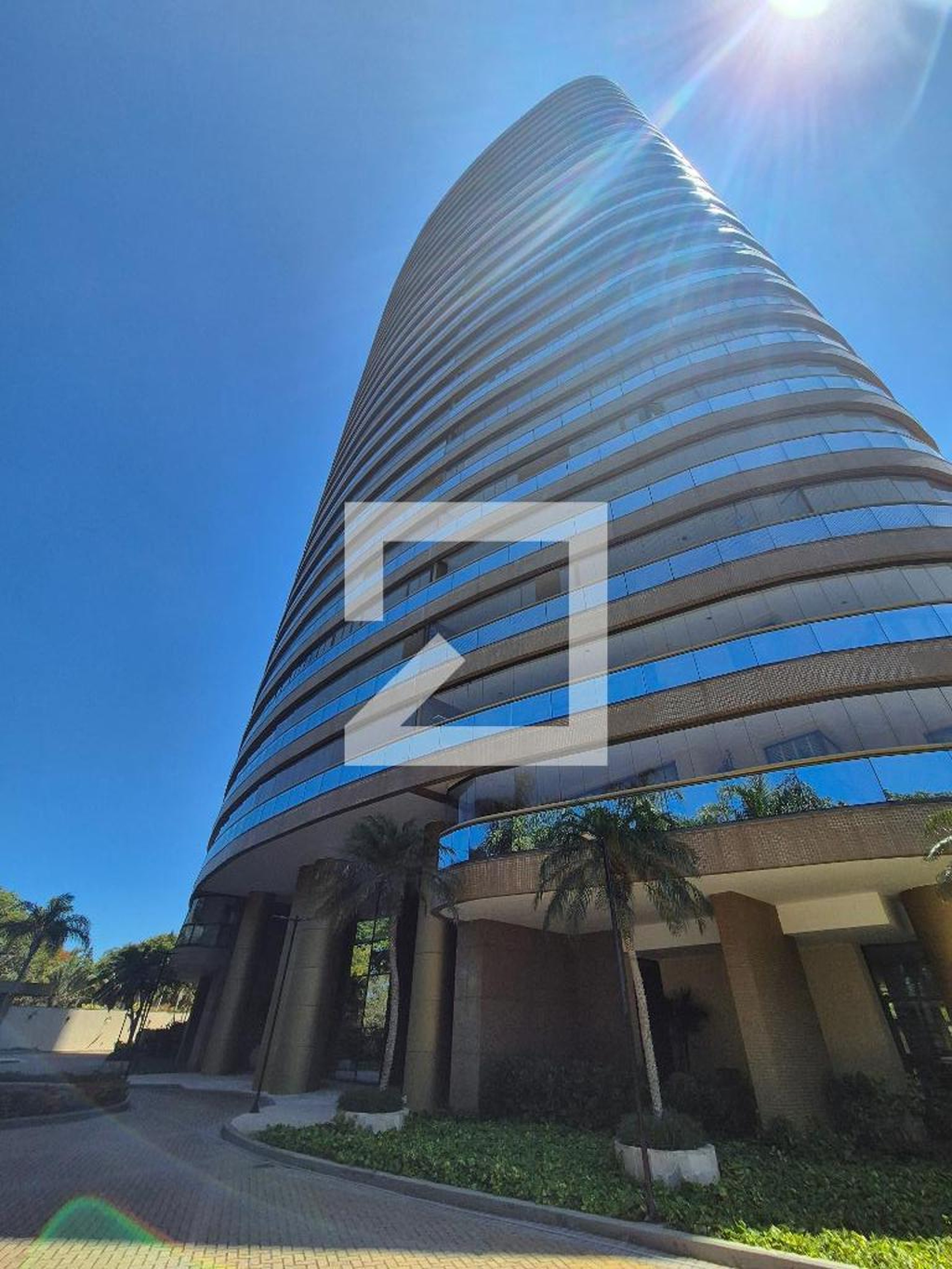 Fachada do Prédio Condomínio Itaúna Gold