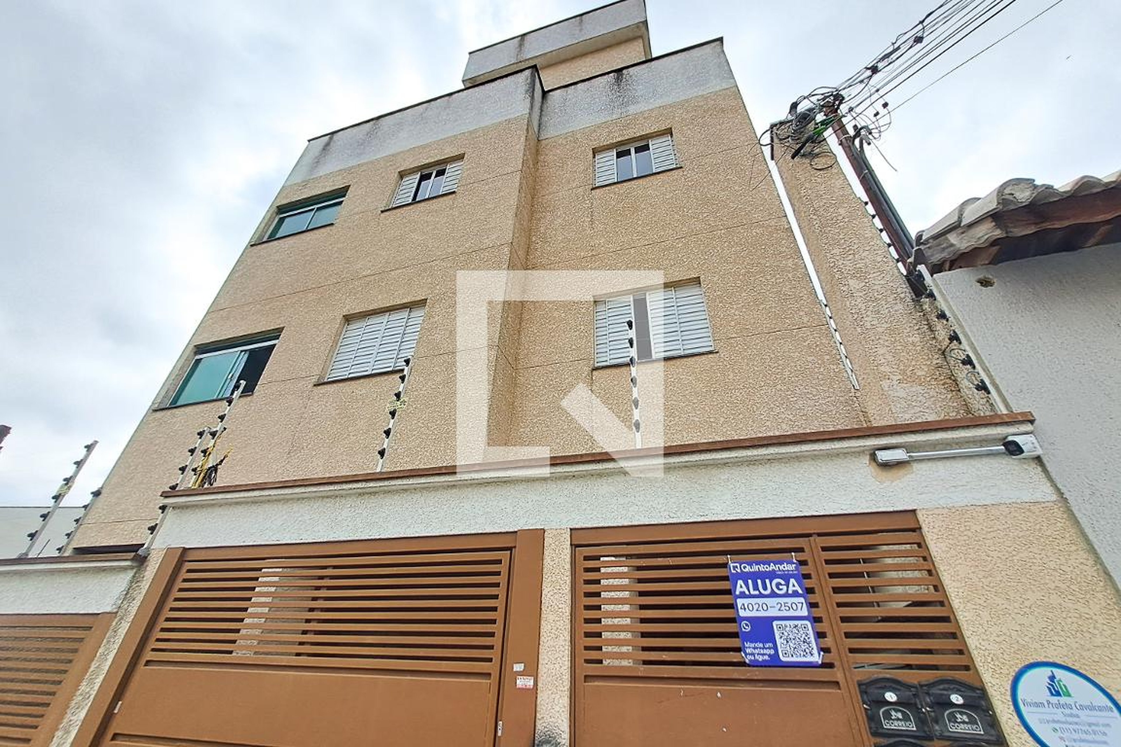 Fachada Condomínio Roberto Cláudio