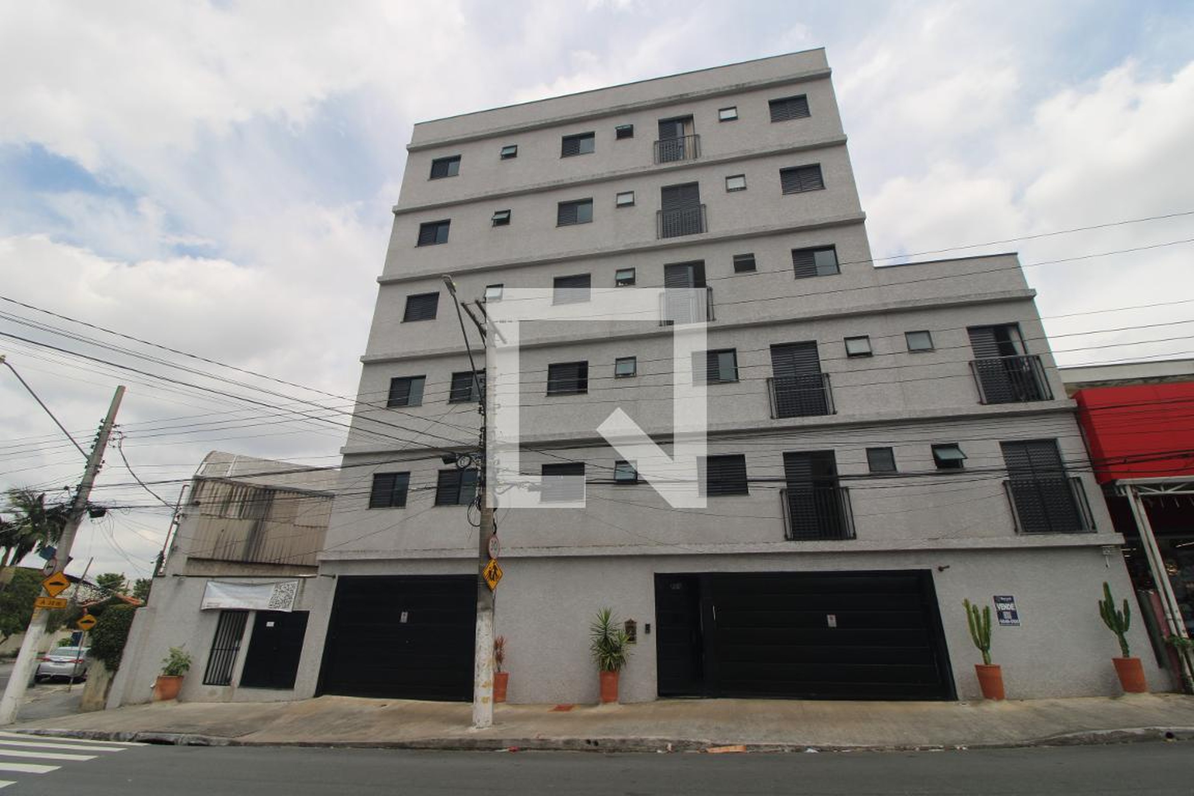 Fachada Condomínio em Rua Arnaldo Magniccaro, 1251