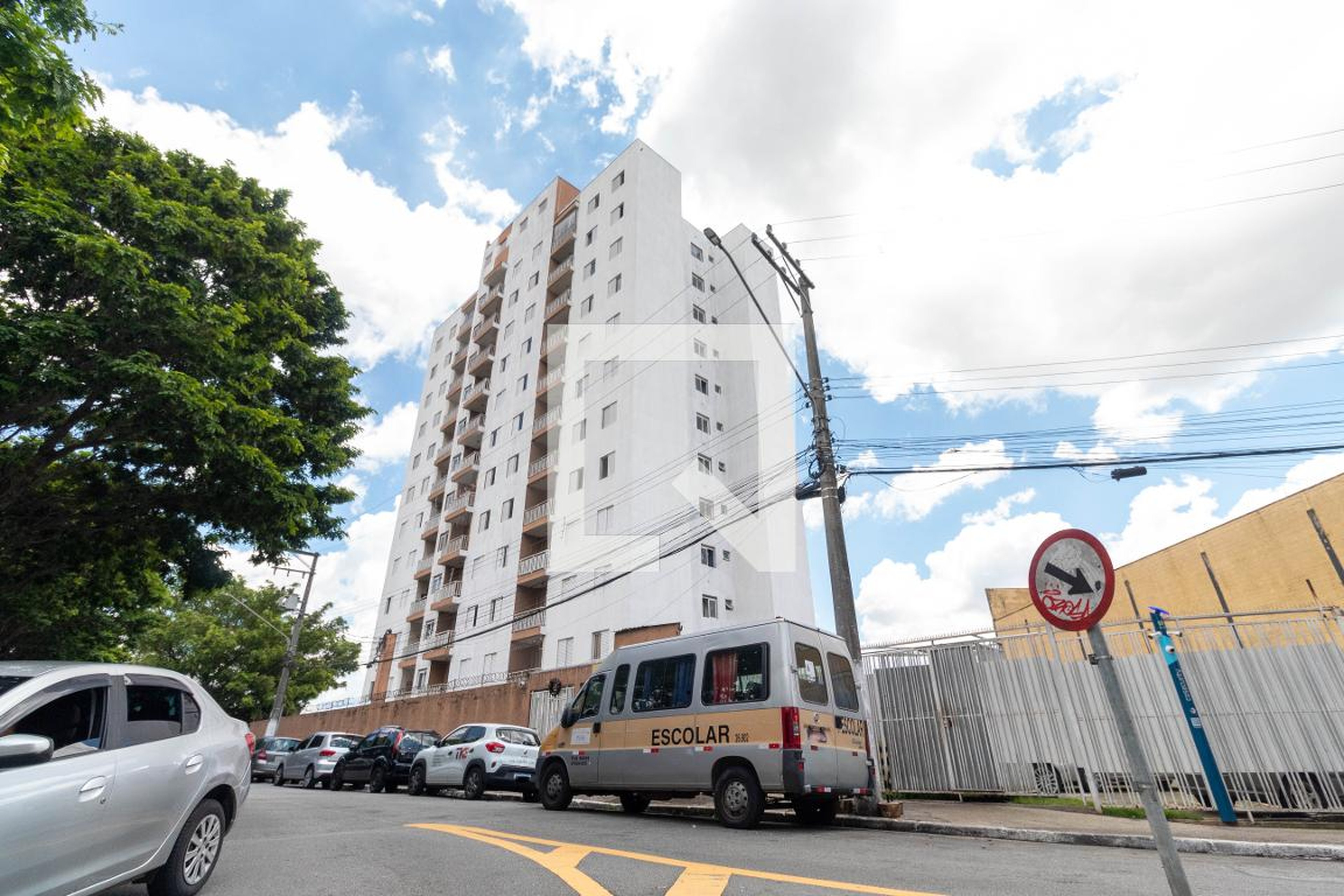Fachada do Prédio Residencial Plaza de Carmona