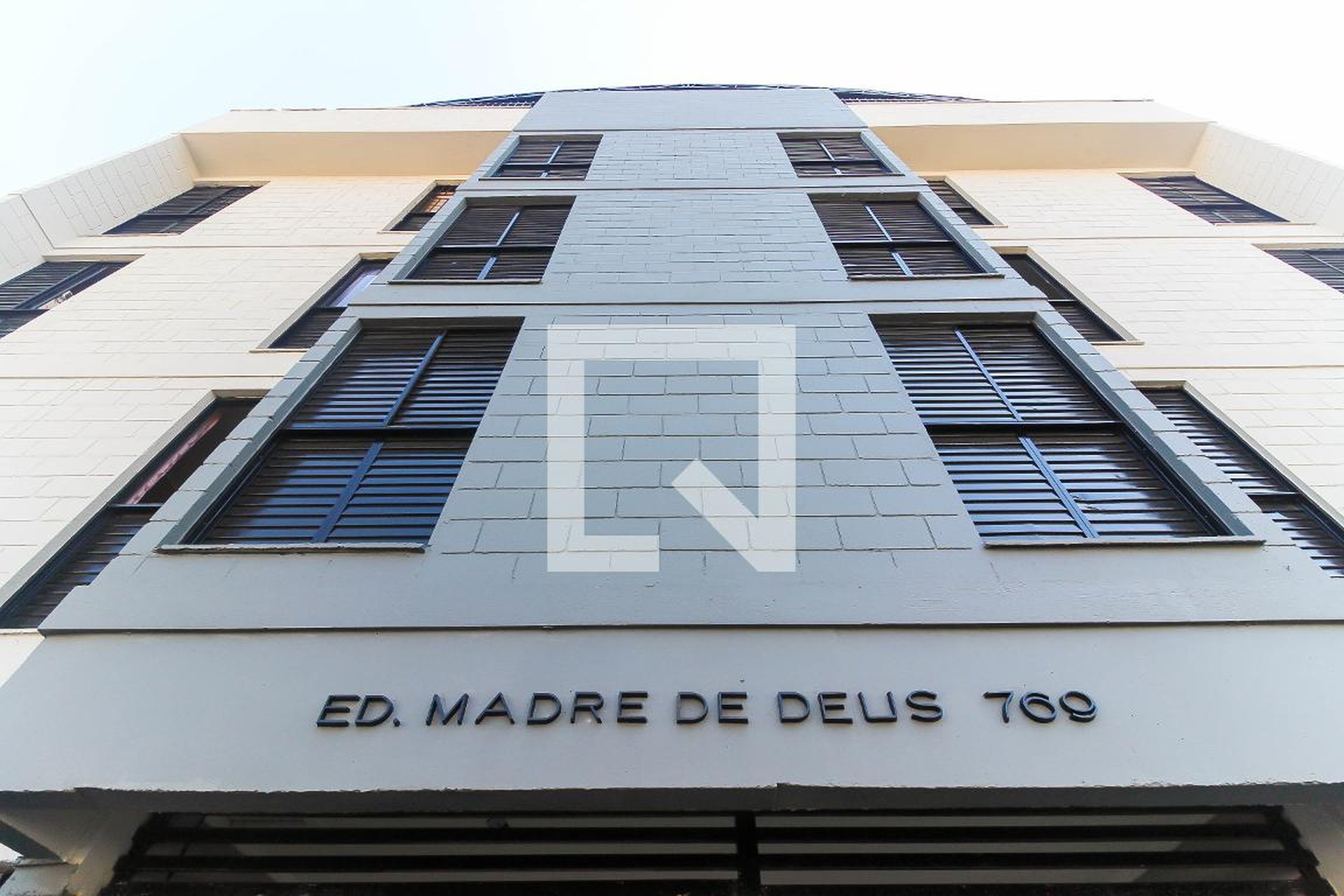 Fachada Edifício Madre de Deus