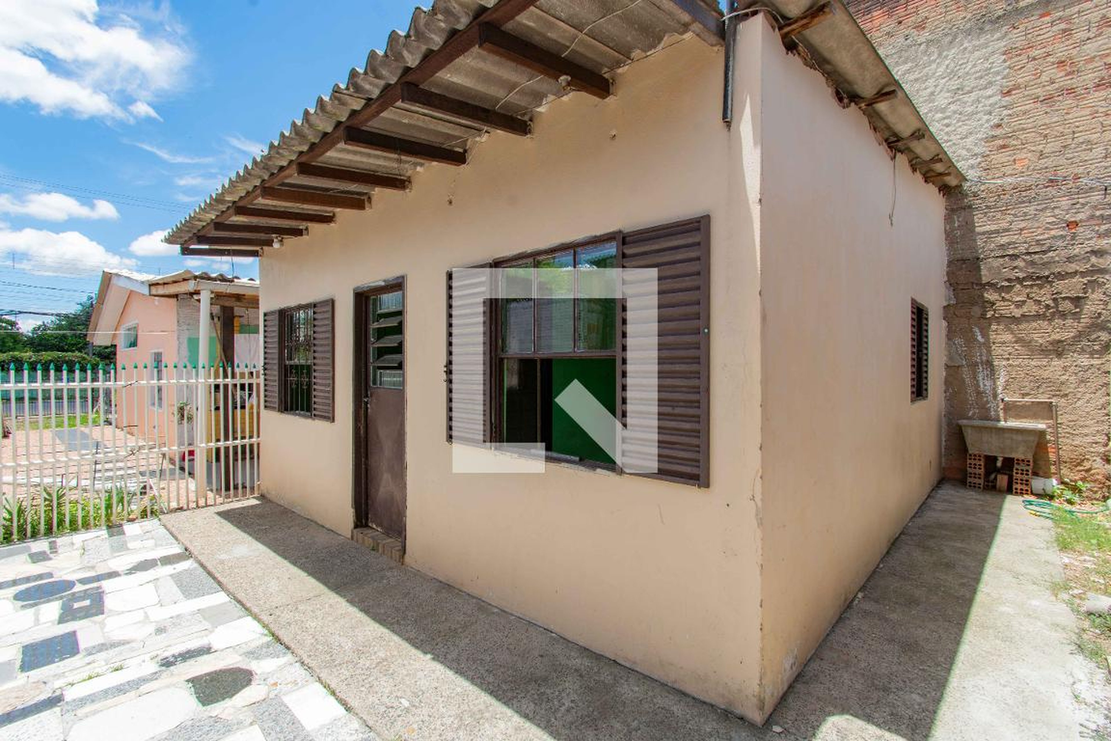 Fachada Condomínio em Rua Alexandre de Gusmão, 1550