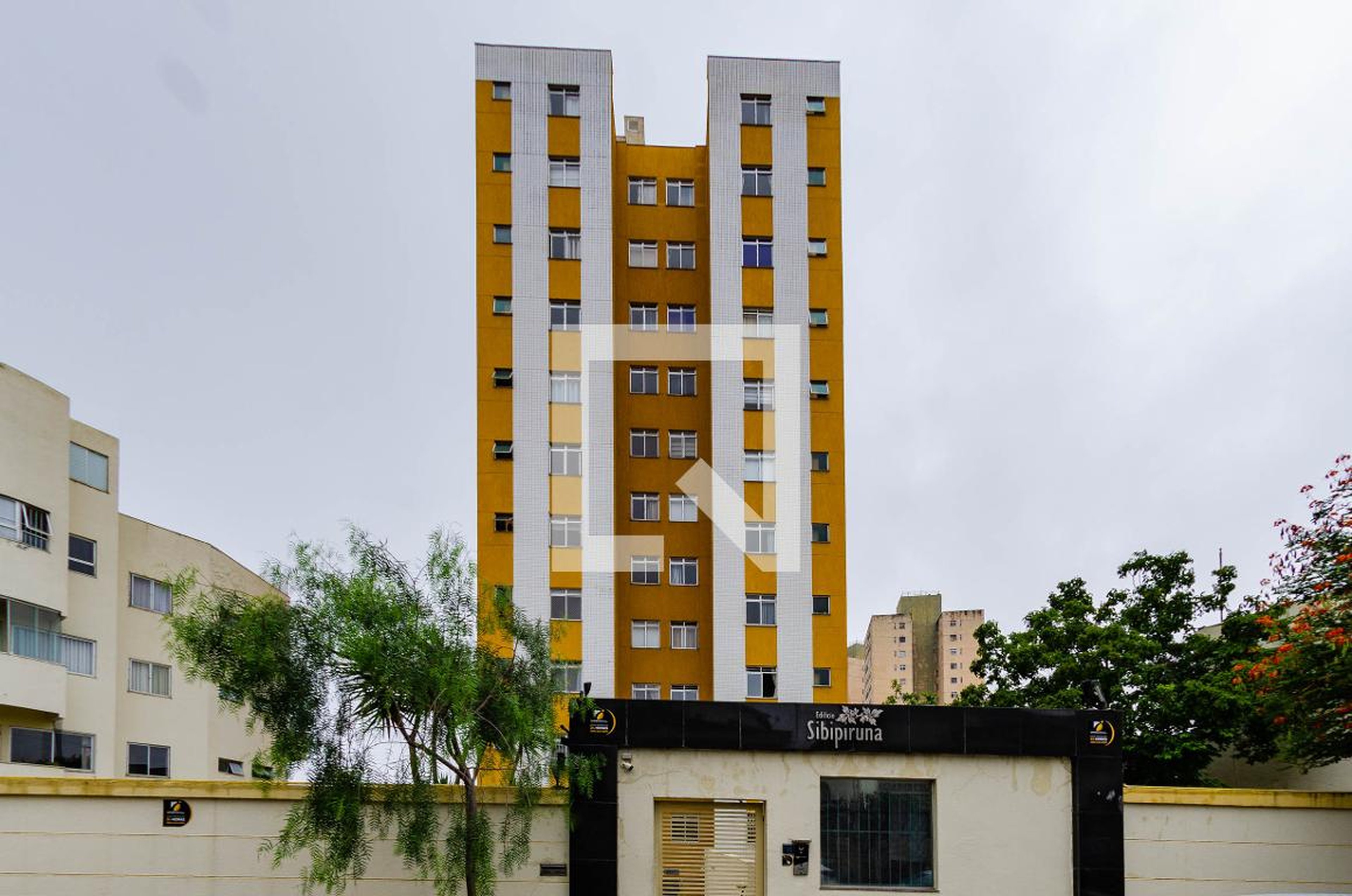 Fachada Condomínio Sibipiruna