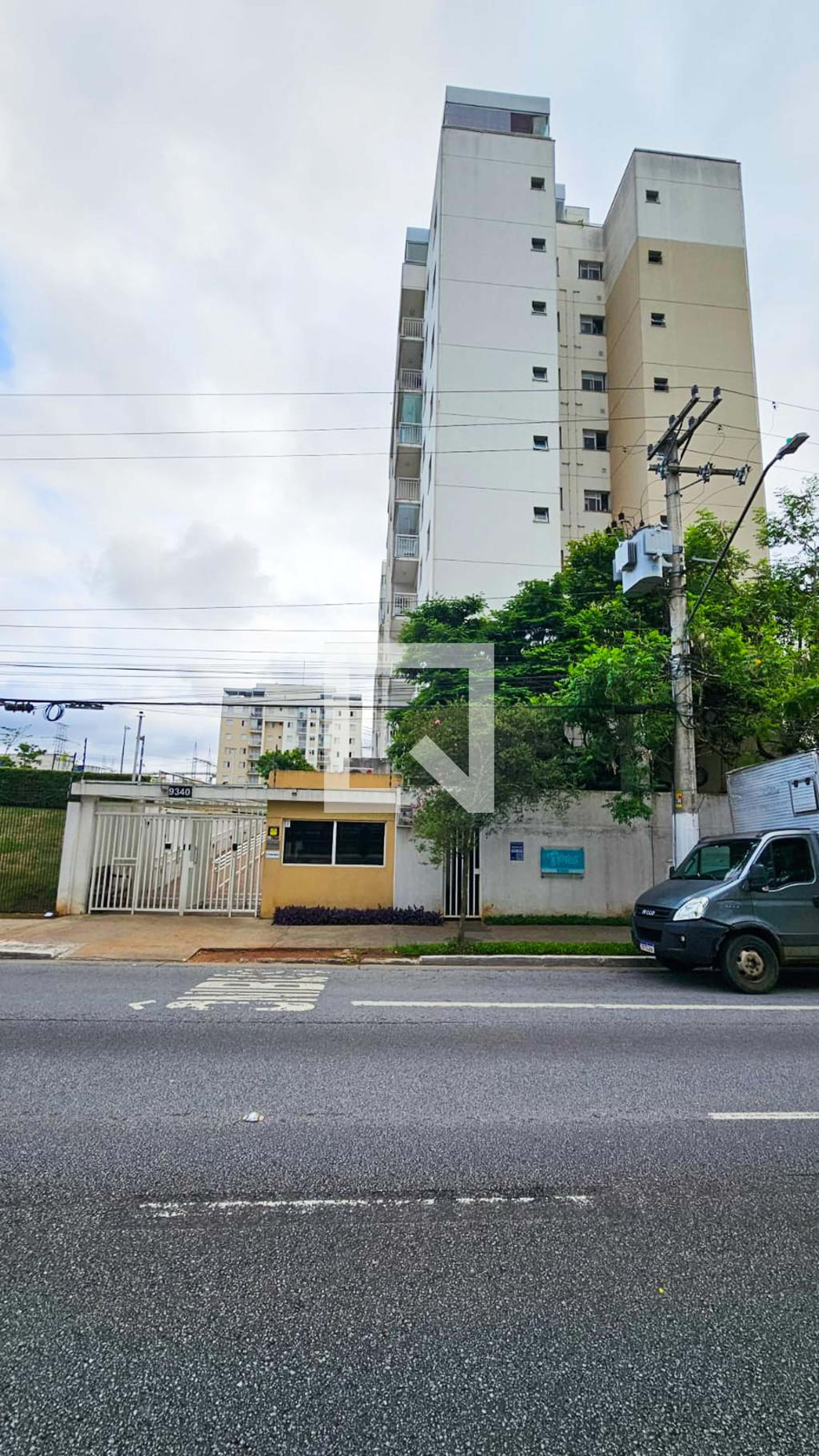 Fachada Condomínio em Avenida Educador Paulo Freire, 10