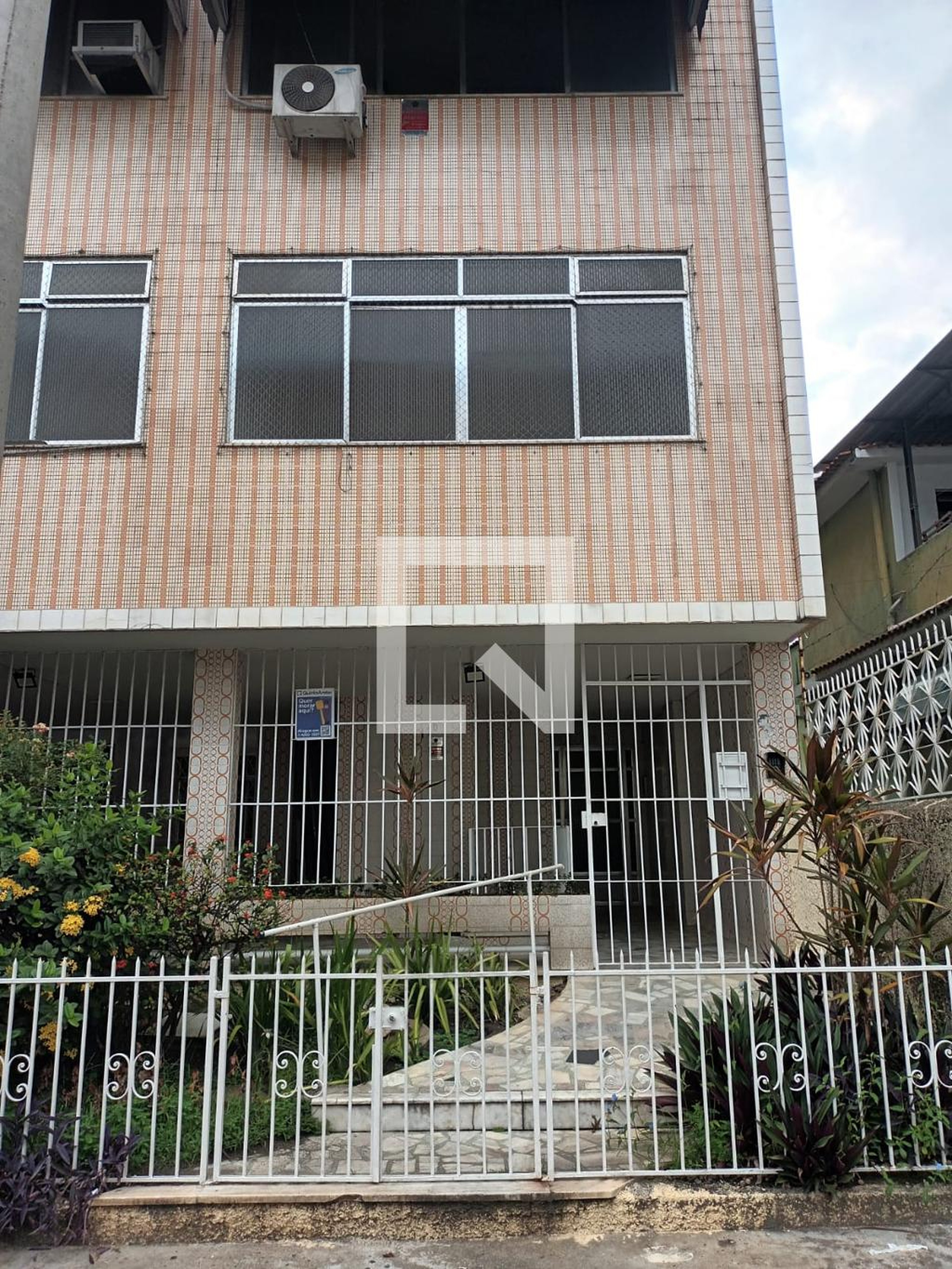 Fachada Condomínio em Rua Pachêco Jordão, 116