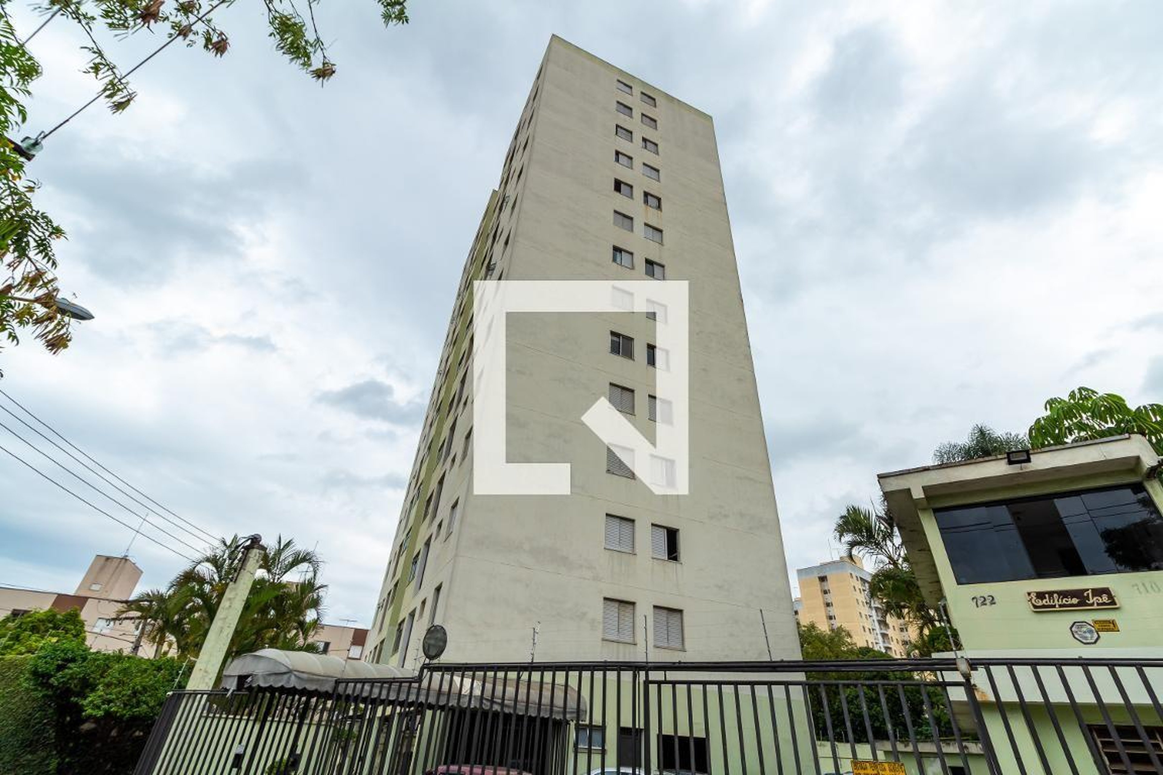 Fachada Condomínio Ipe Building