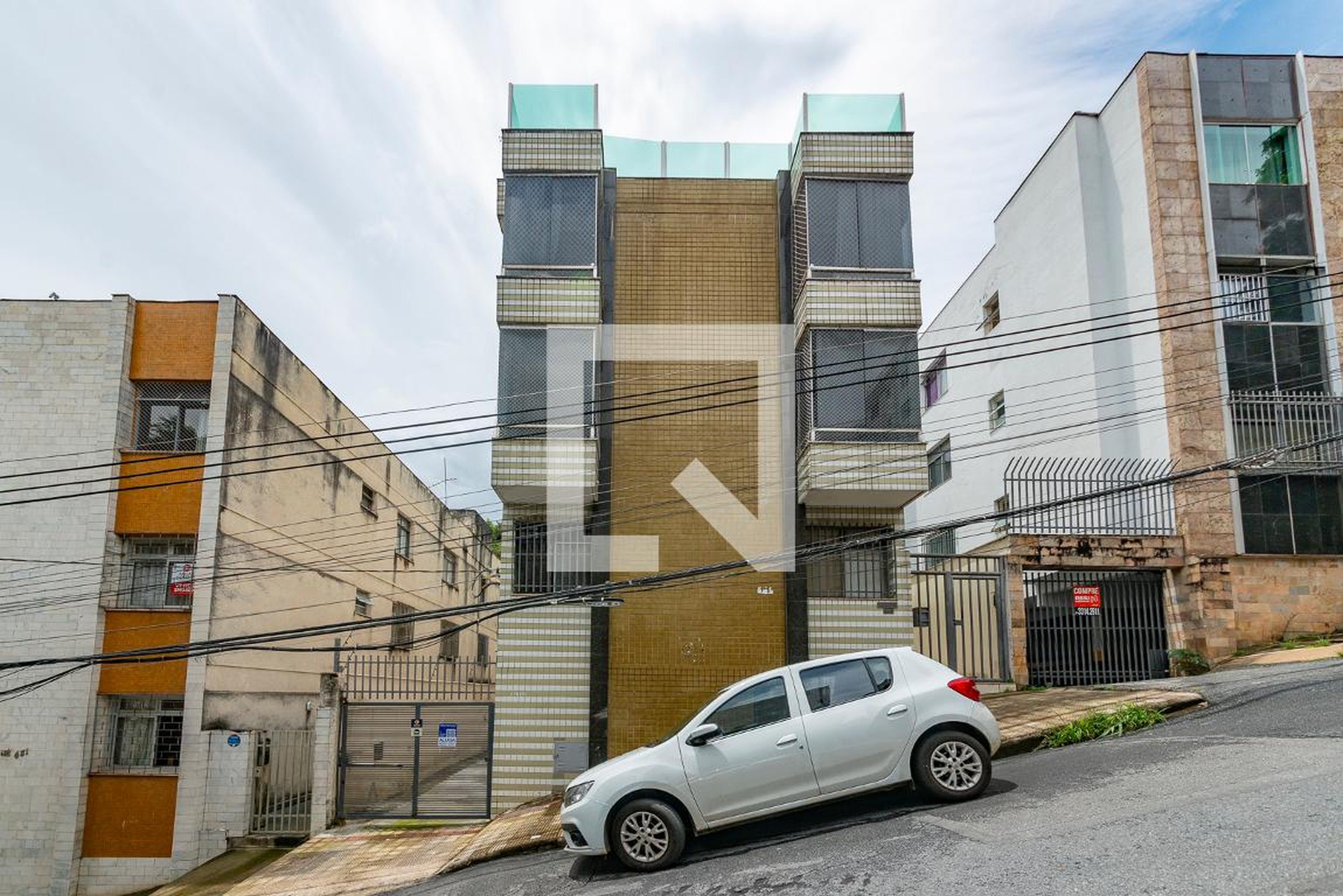 Fachada Condomínio em Rua Doutor Juvenal dos Santos, 439