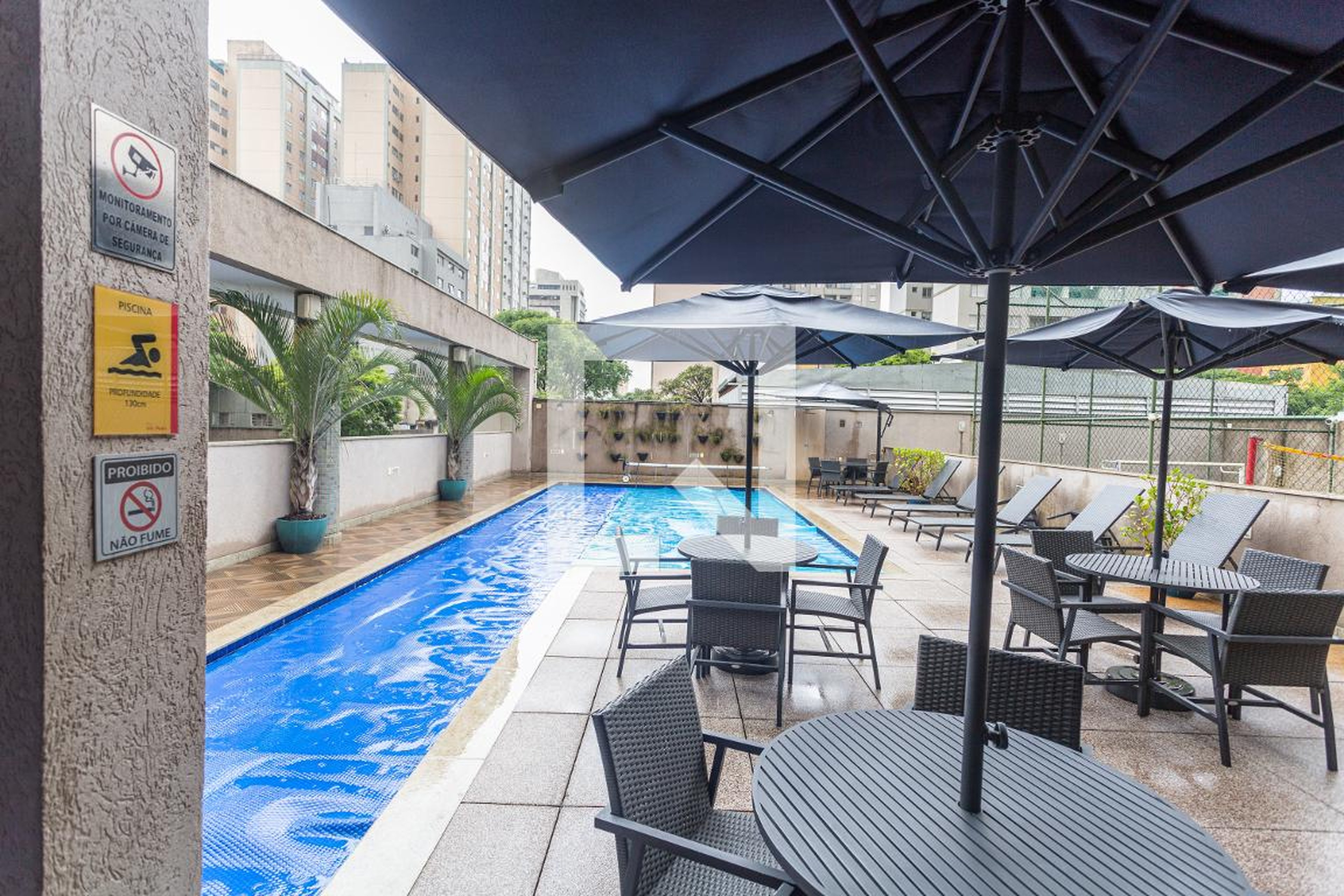 Área da Piscina - Edifício Vila Madrid