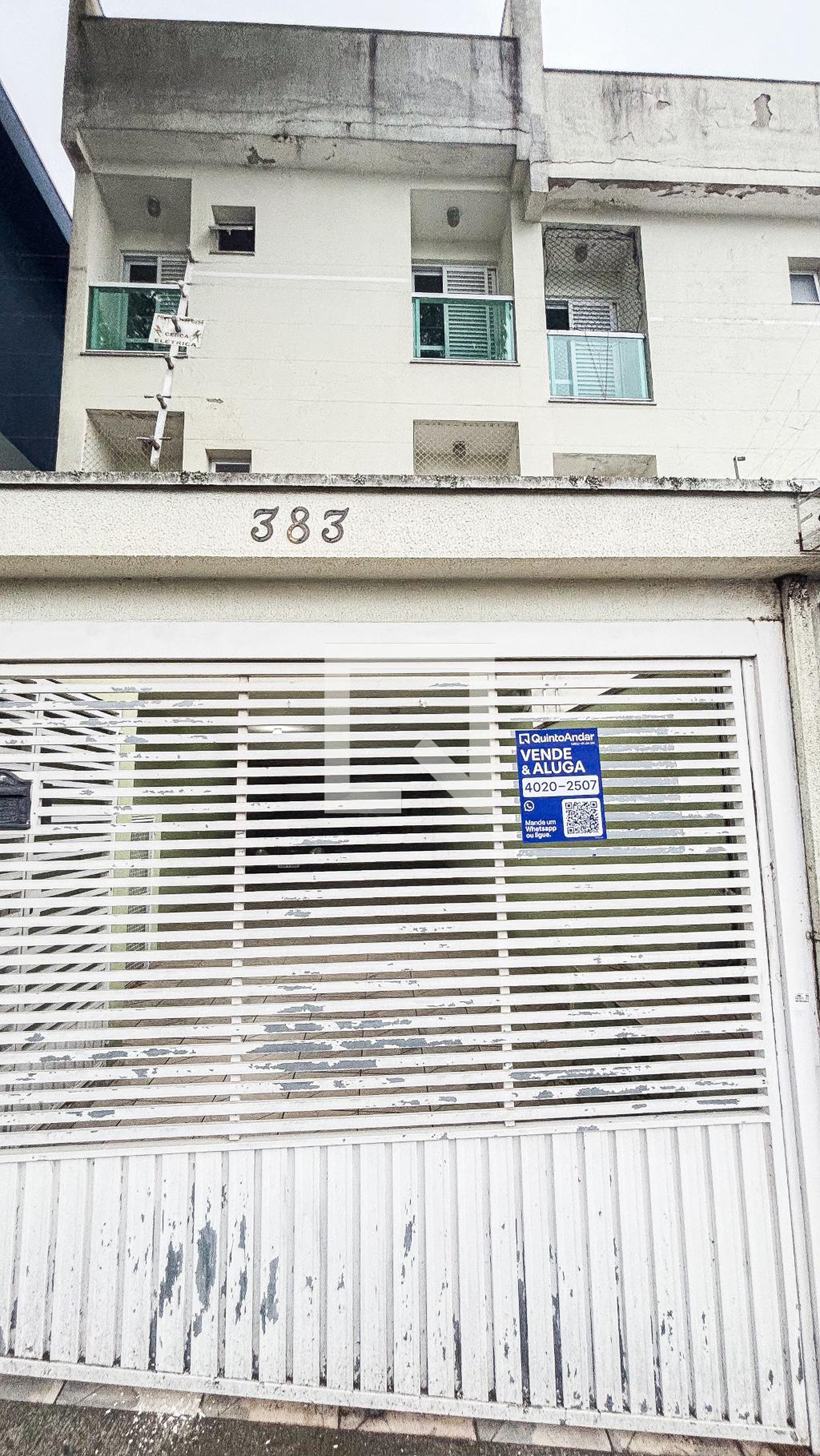 Fachada Condomínio em Rua Tupinambás, 383