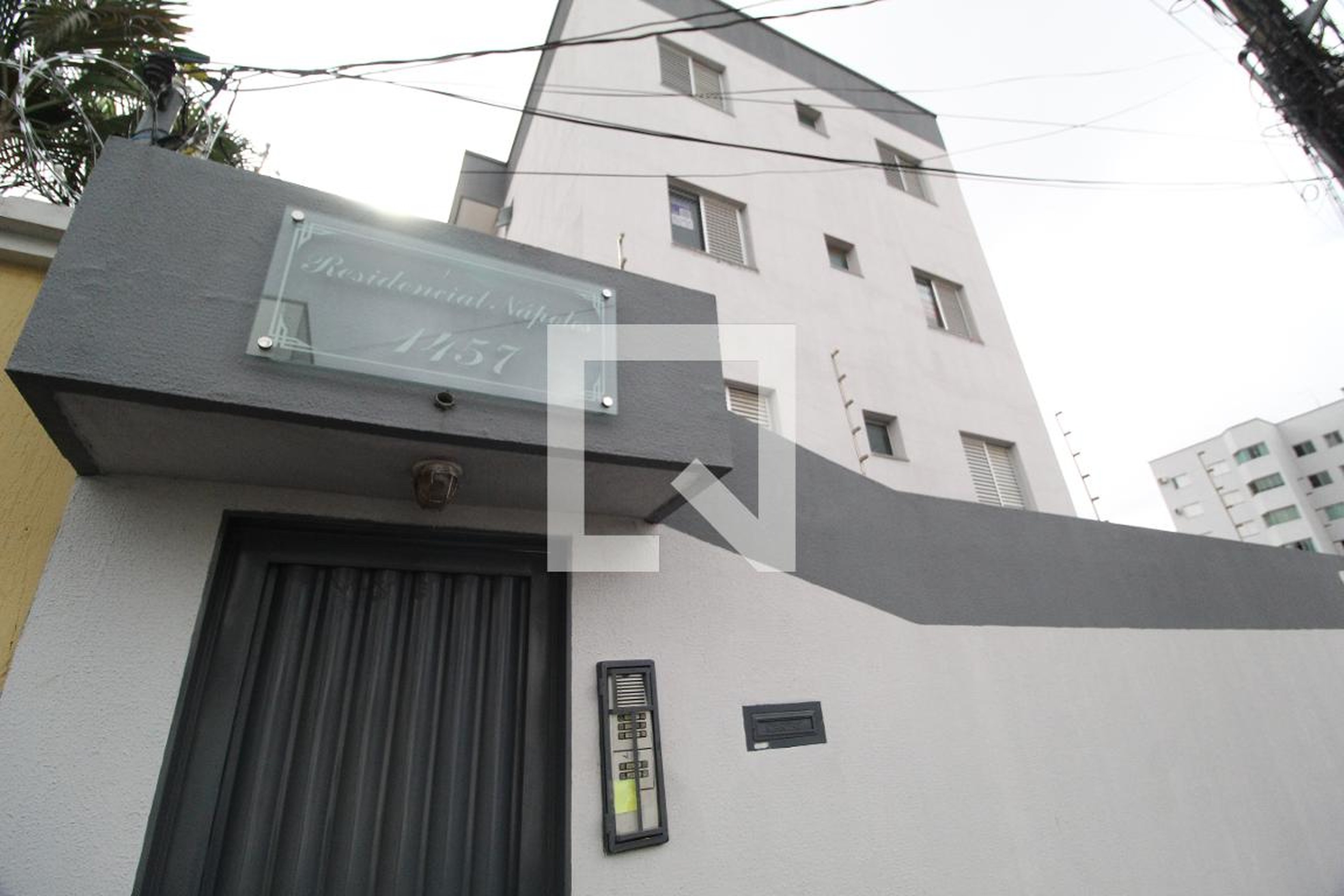 Fachada Condomínio em Rua Péricles Viêira da Mota, 1457