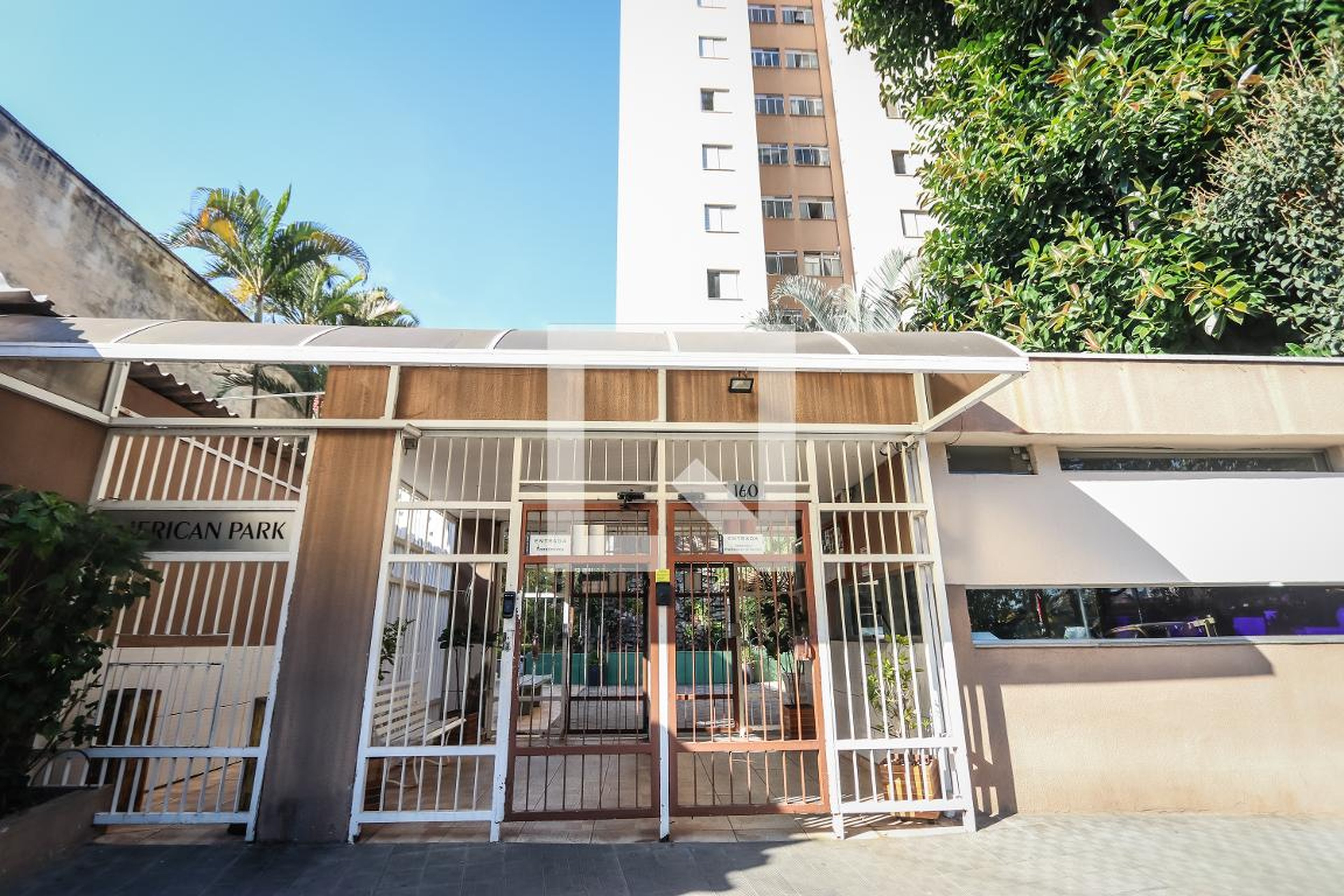 Fachada do Prédio Condomínio American Park