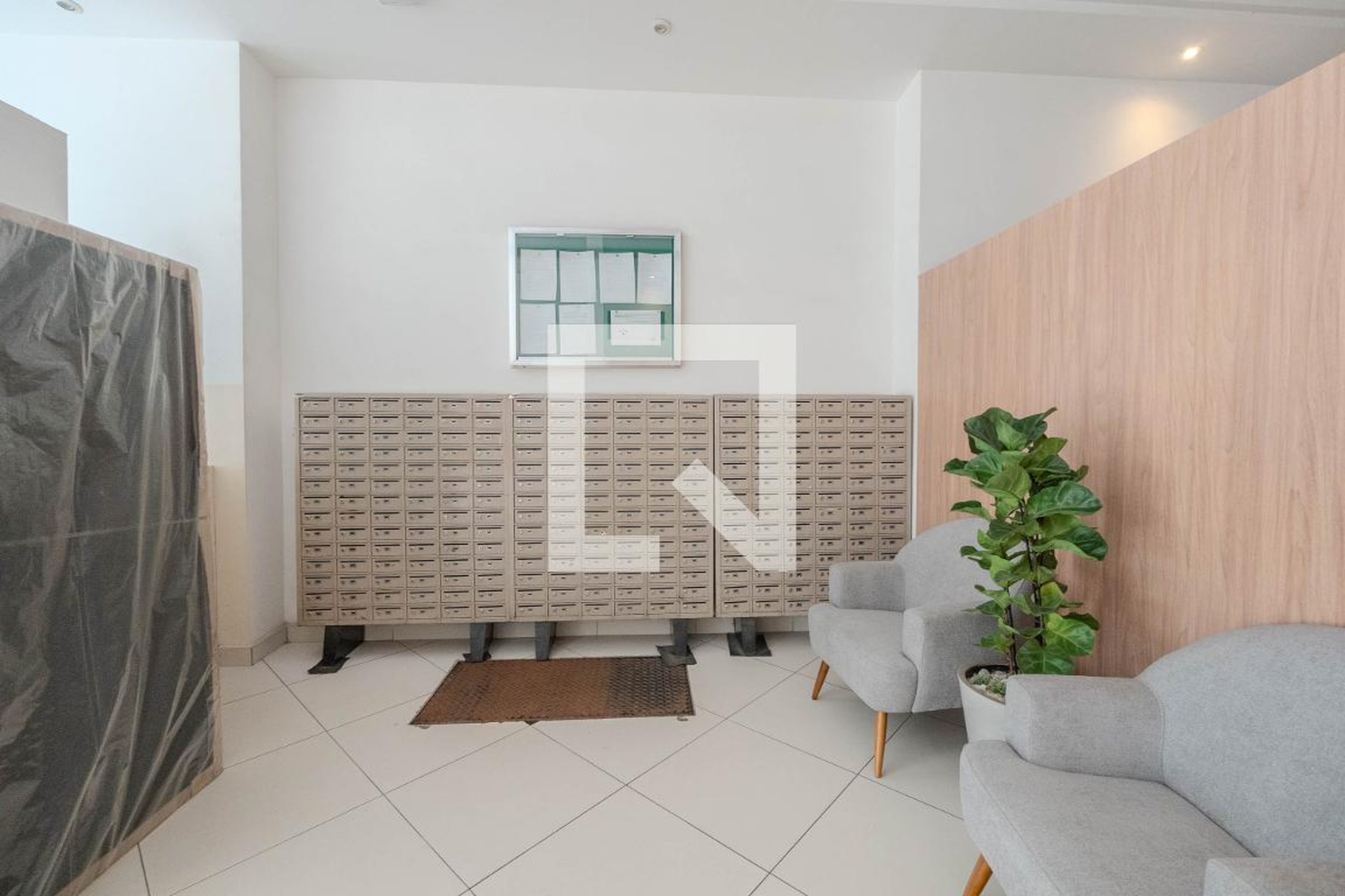 Hall de entrada - Edifício Arco-Iris