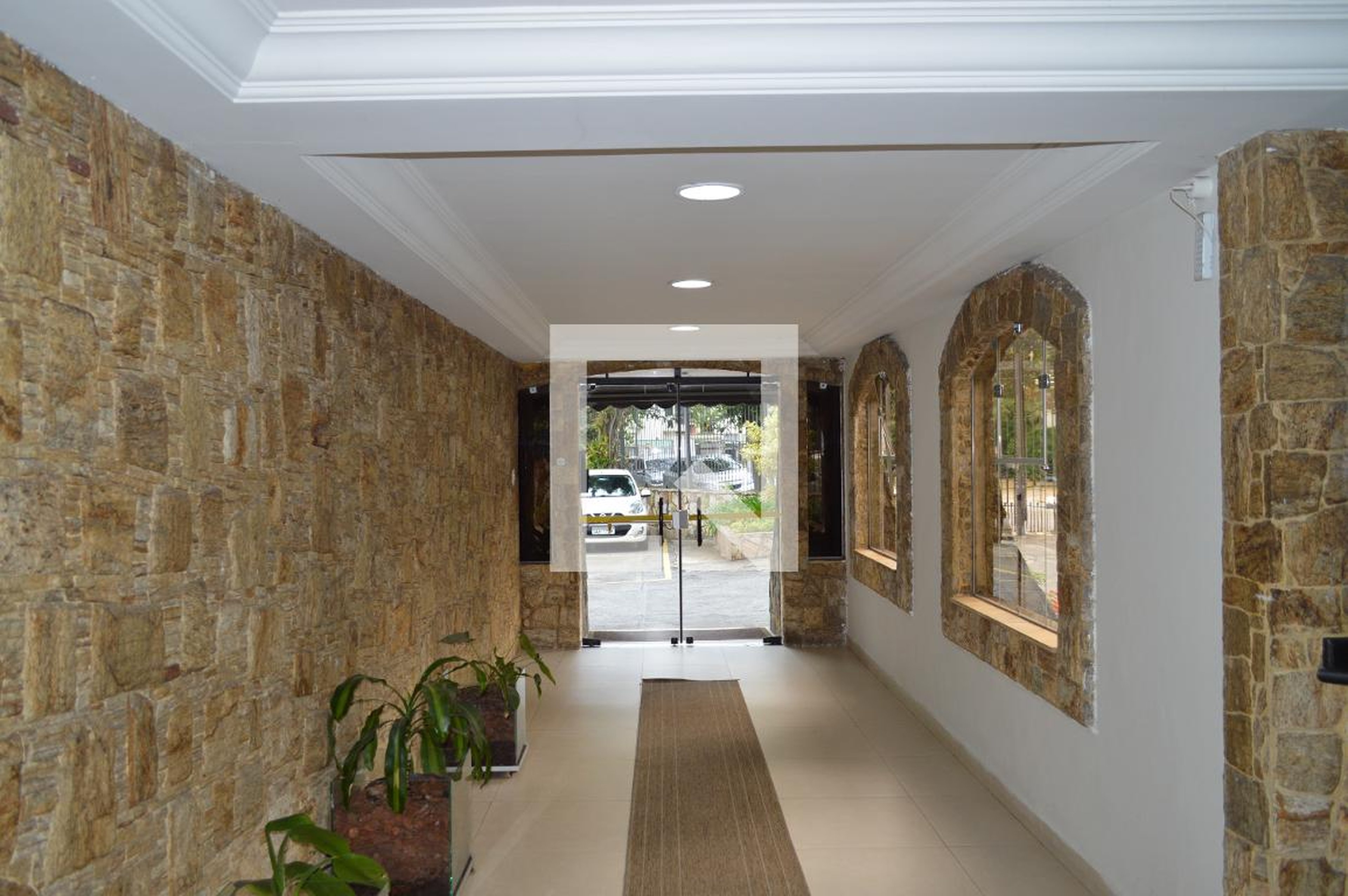 Hall - Vila Monumento