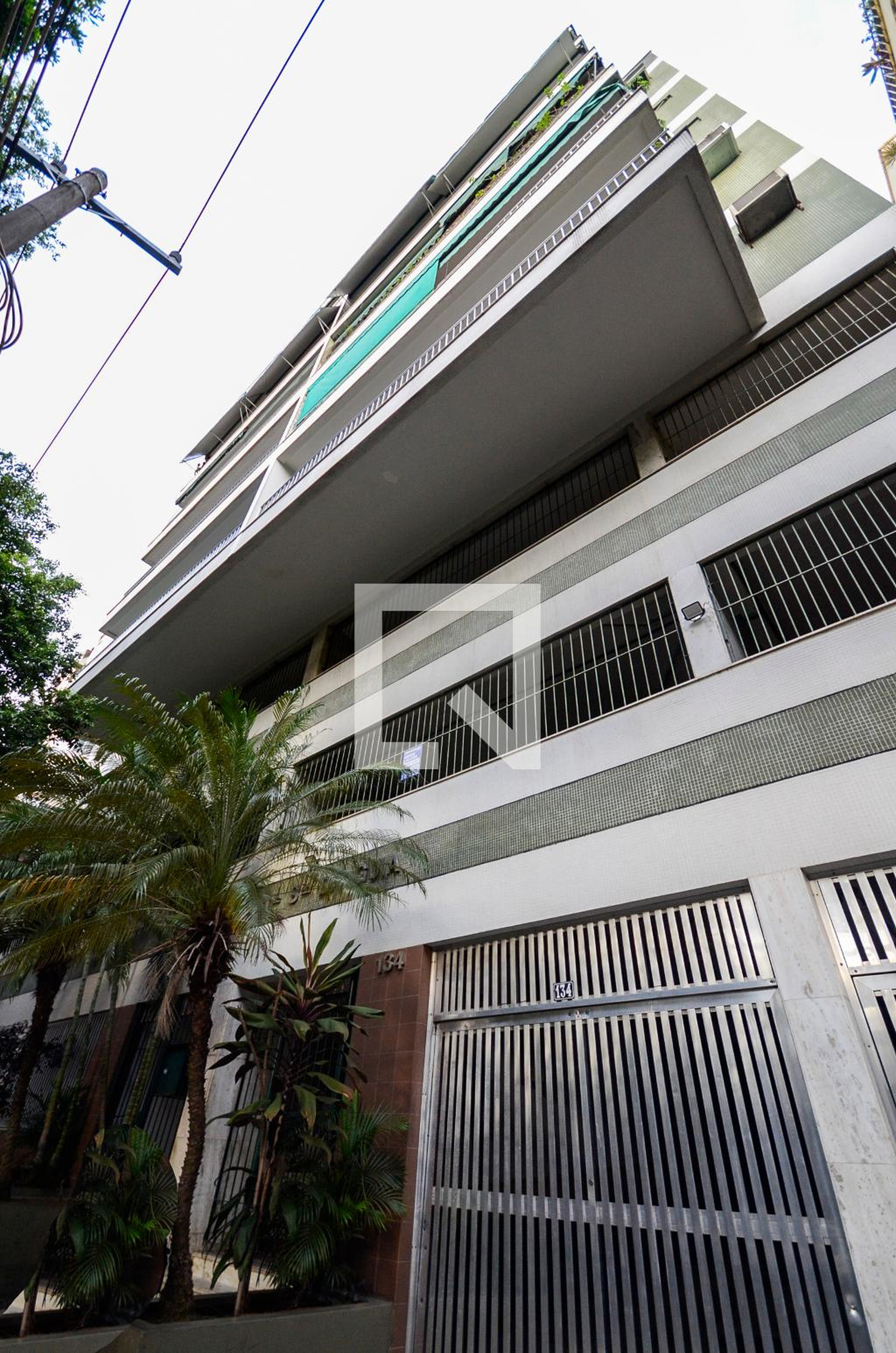 Fachada Condomínio em Rua Luís Barbosa, 134