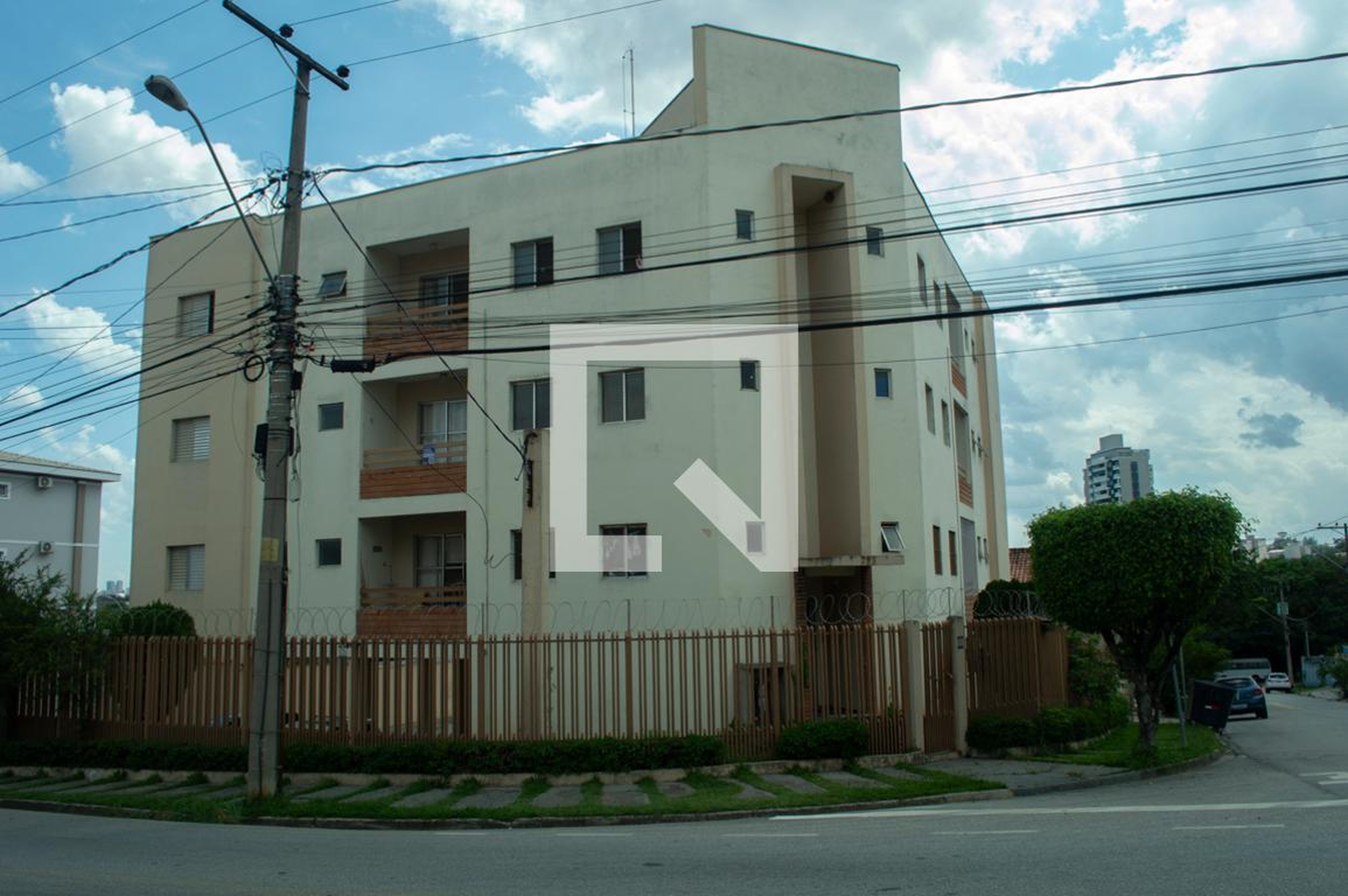 Fachada Condomínio em Rua Vicente Matiello, 228