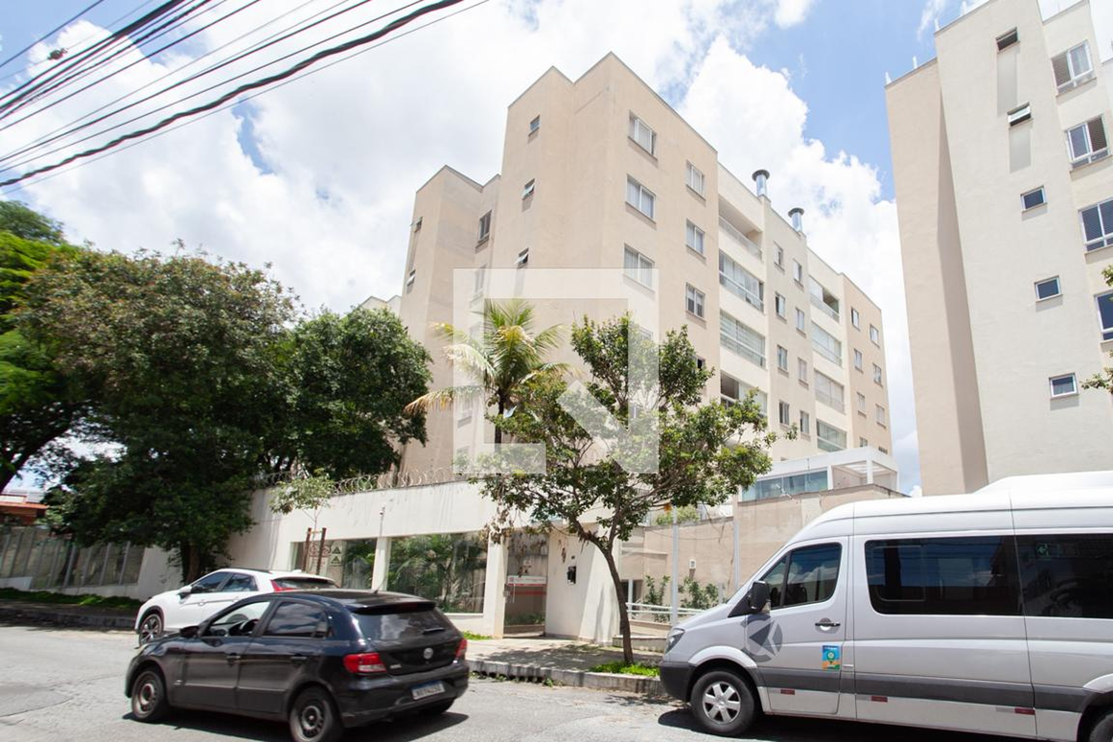 Fachada Condomínio em Rua Pelicano Frade, 22