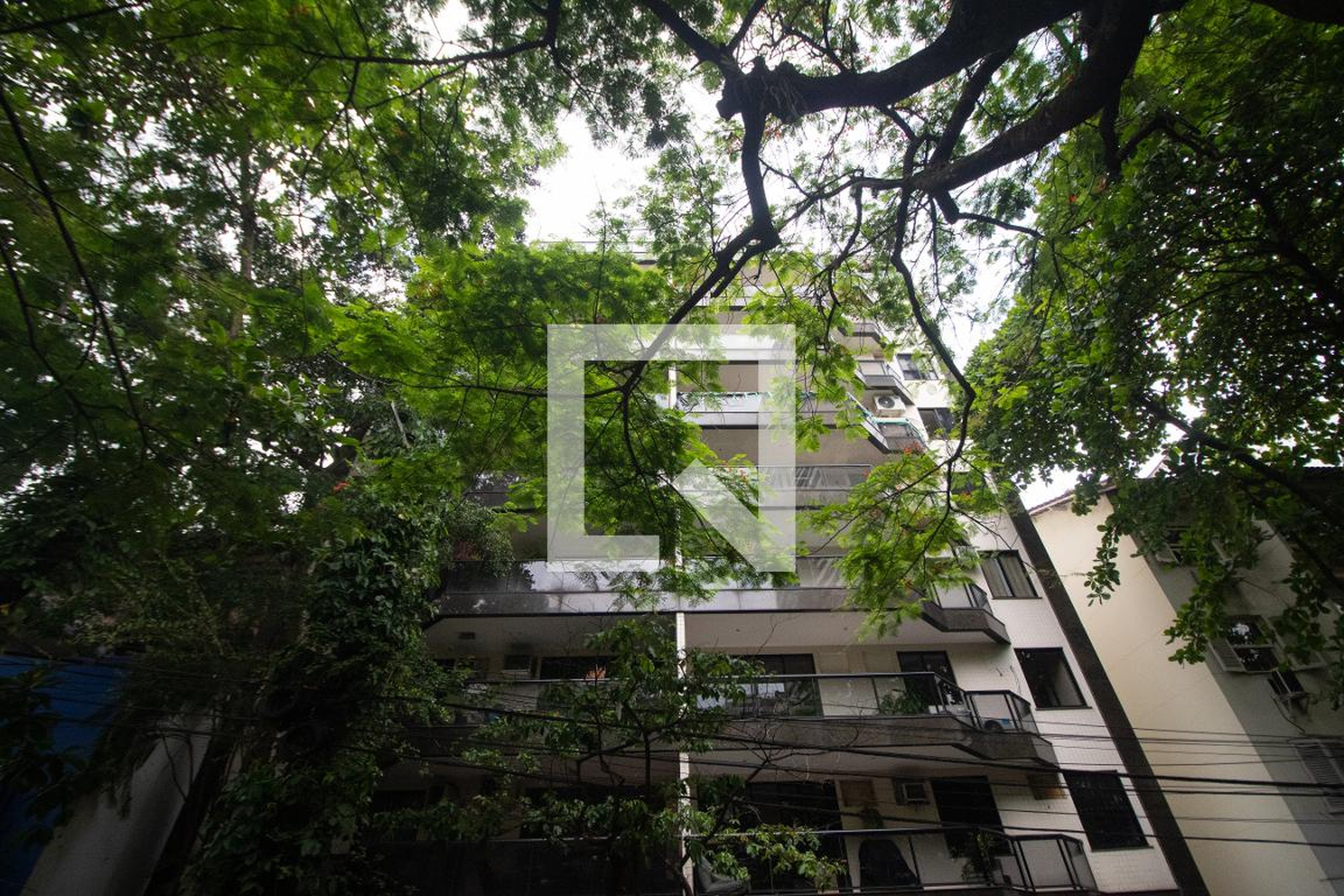 Fachada Condomínio Guilhermina Garden