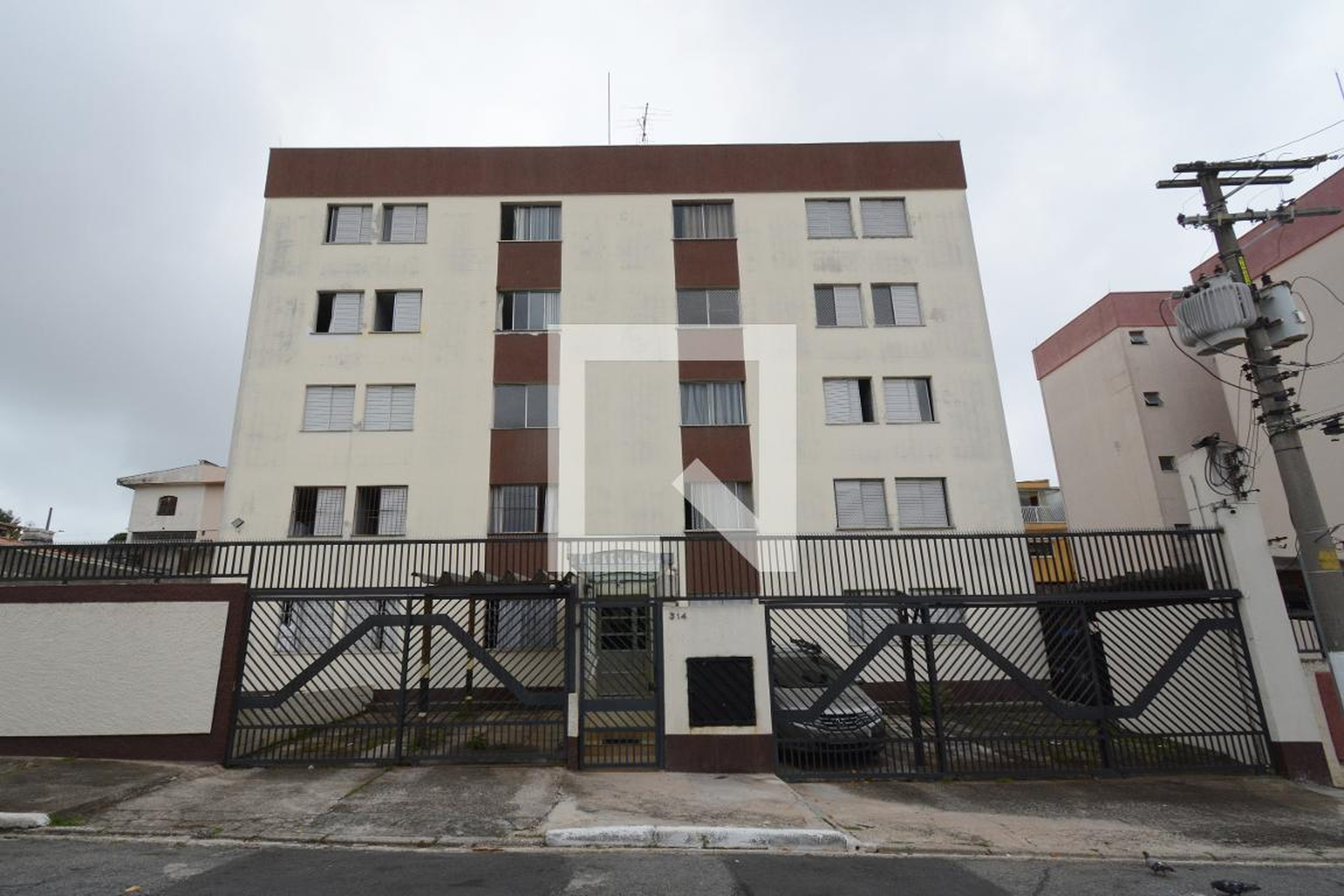 Fachada do Prédio Condomínio em Rua Elói Eppinger, 314
