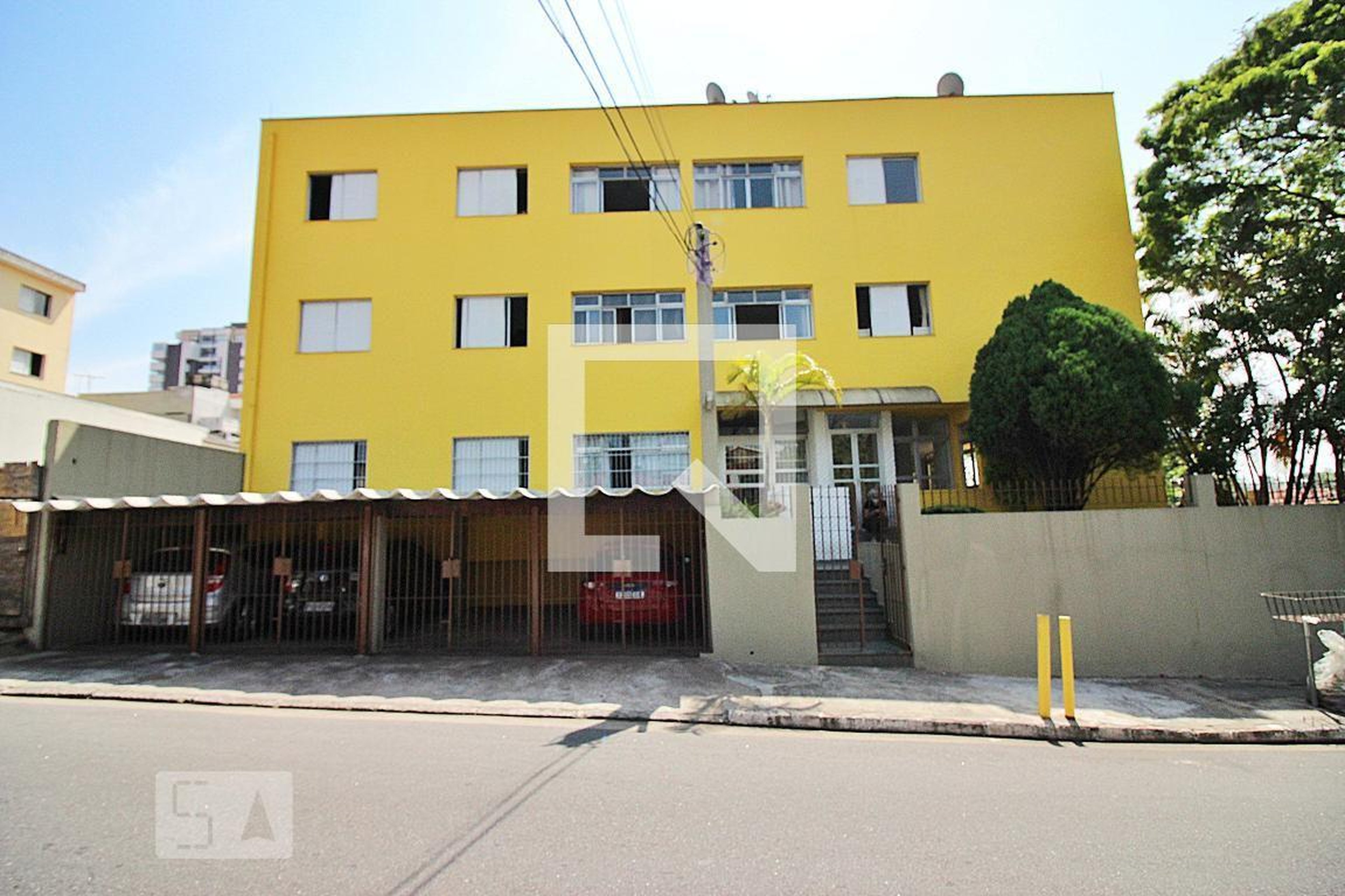 Fachada Condomínio em Rua Margarida Gonçalves, 115