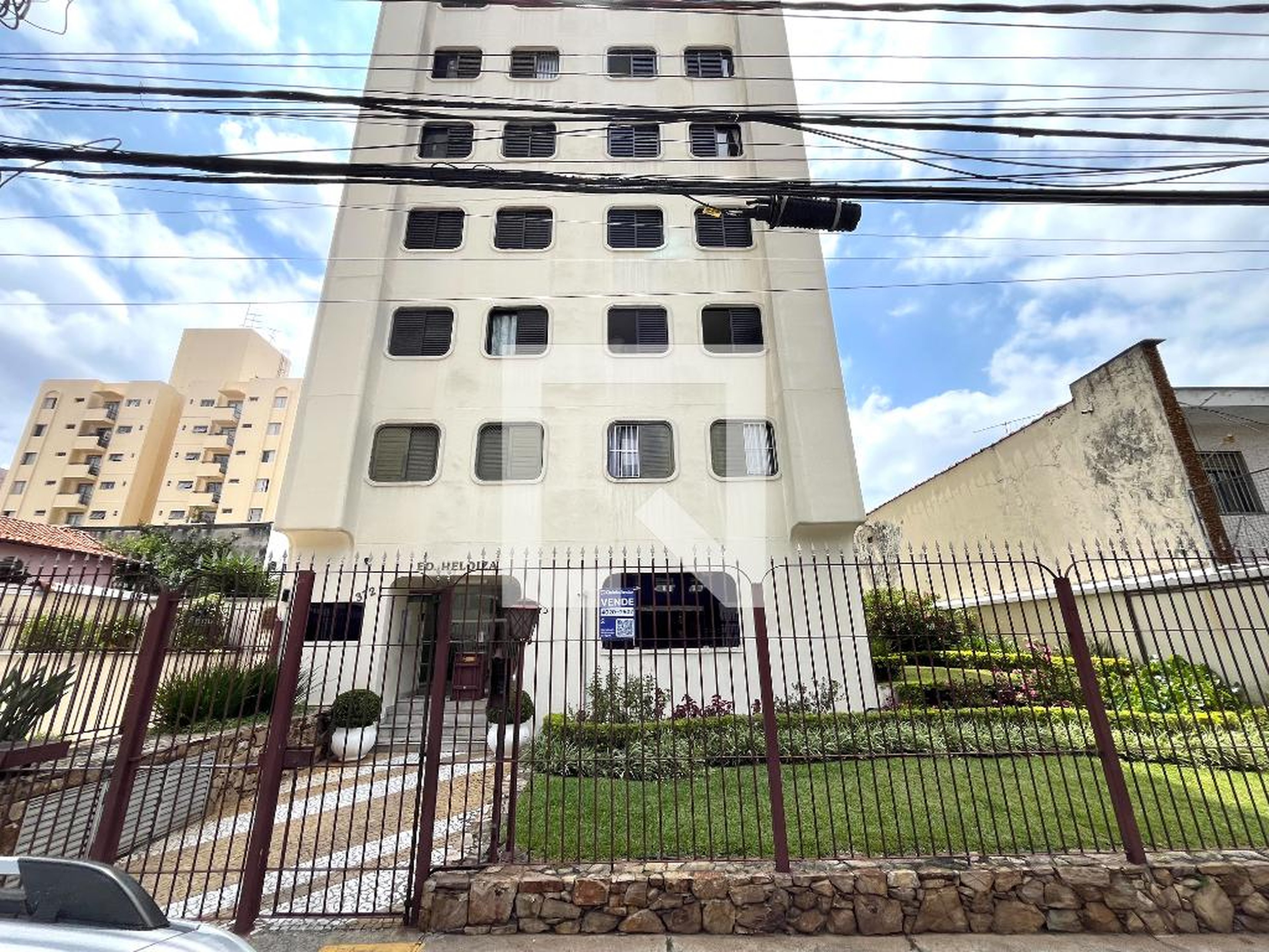 Fachada Condomínio em Rua Doutor Samuel Porto, 72