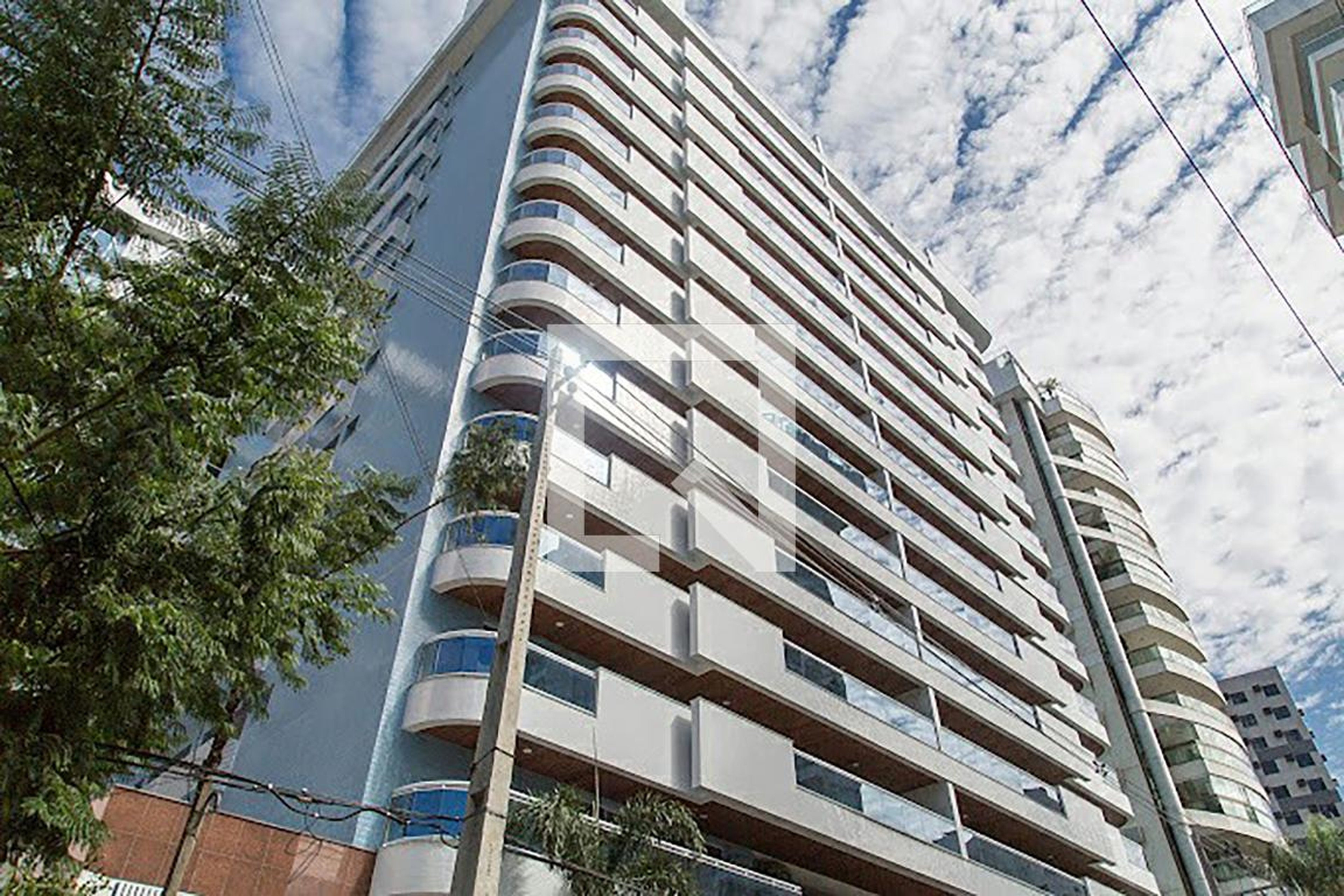 Fachada do condomínio Condomínio Essence Residencial