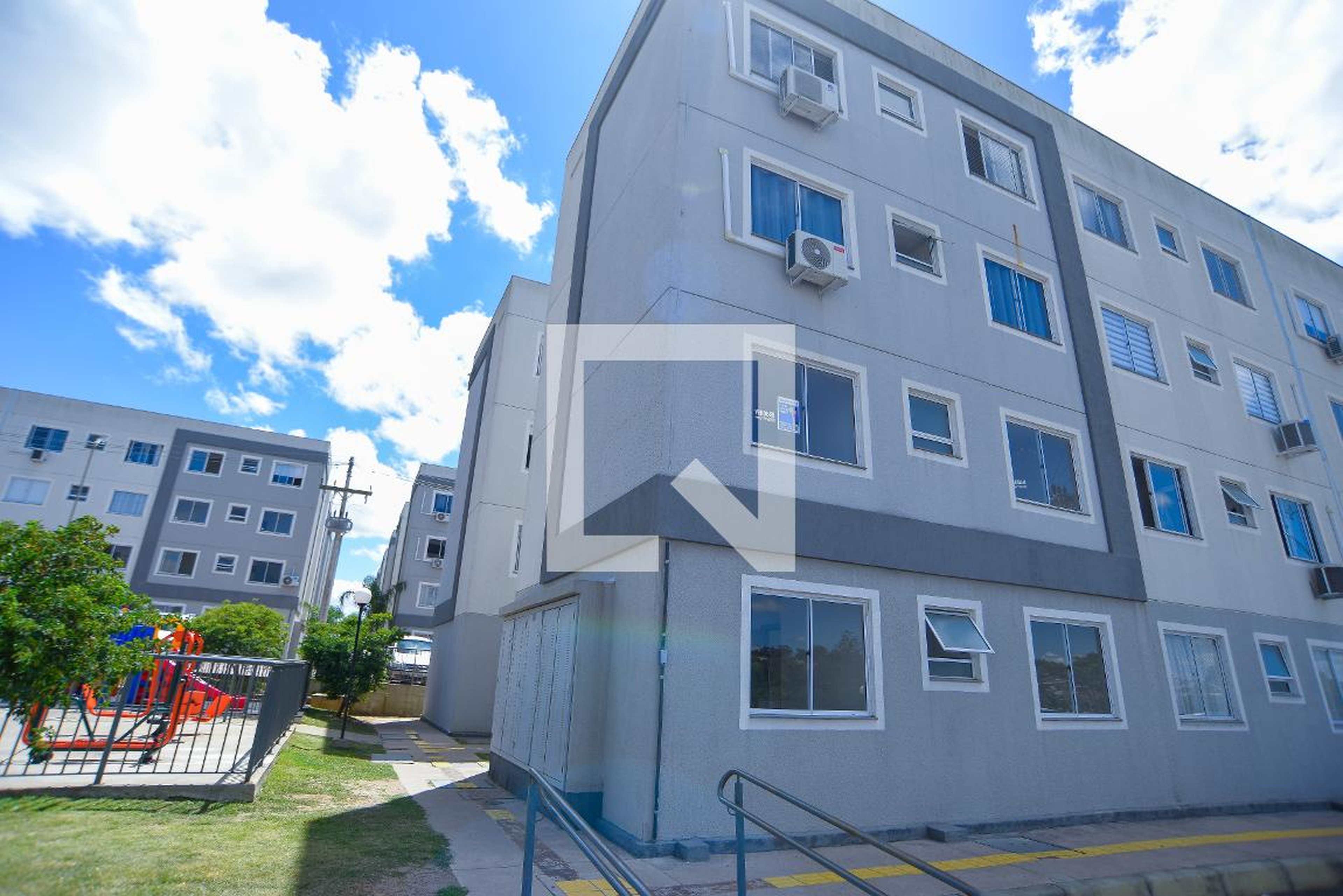 Fachada Condomínio Porto Itapuã