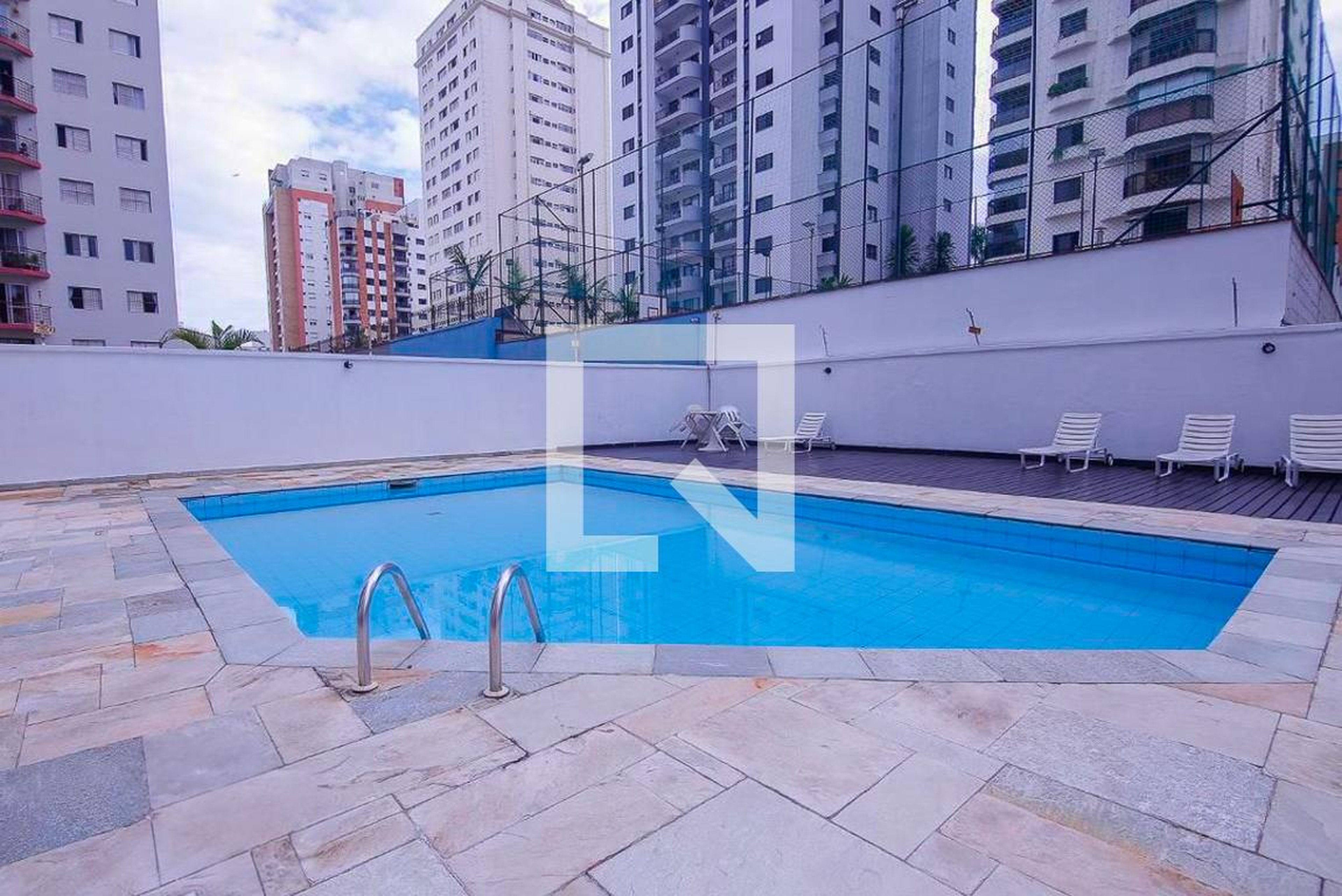 Piscina - essa Renata