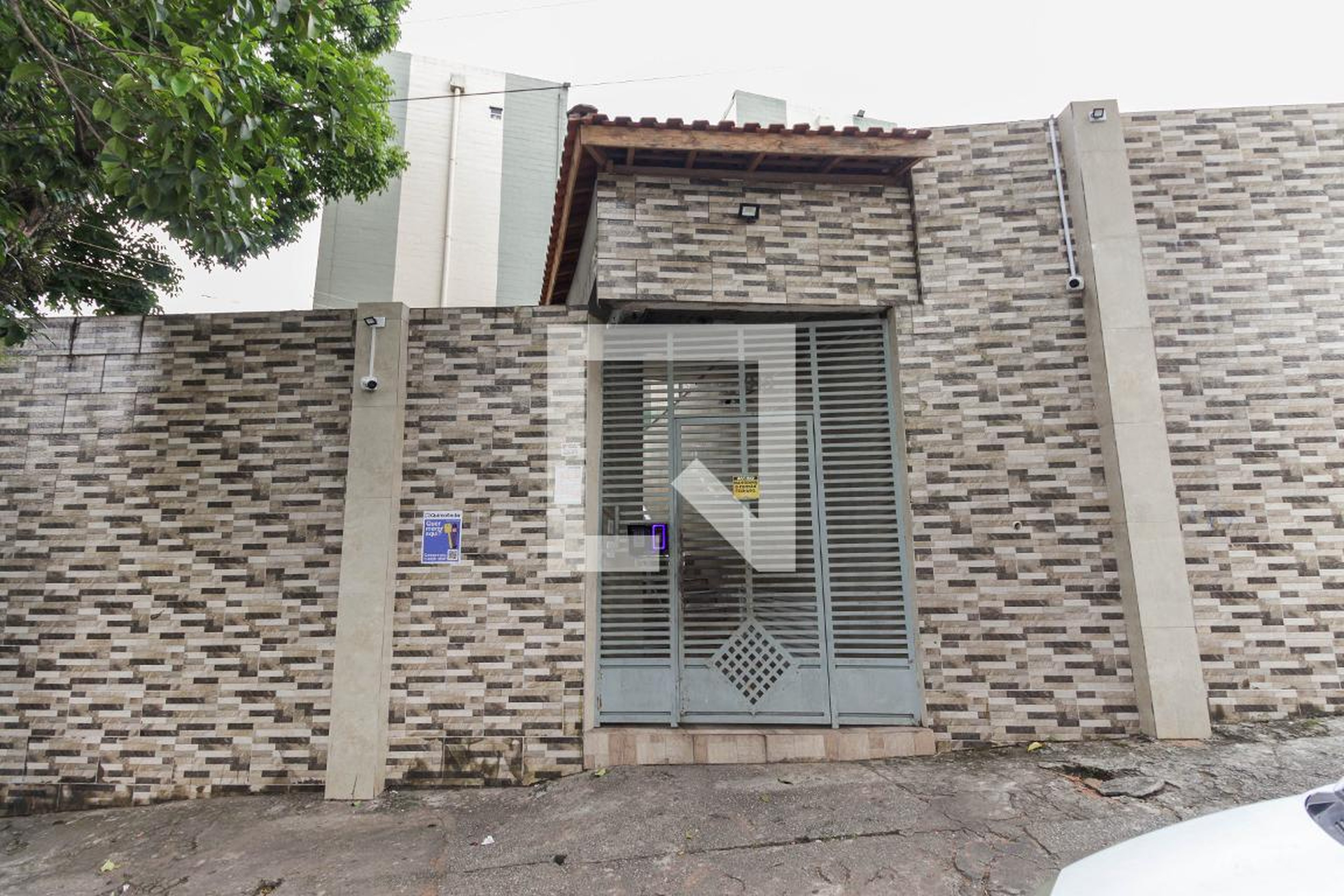 Fachada do Prédio Condomínio Con Verde