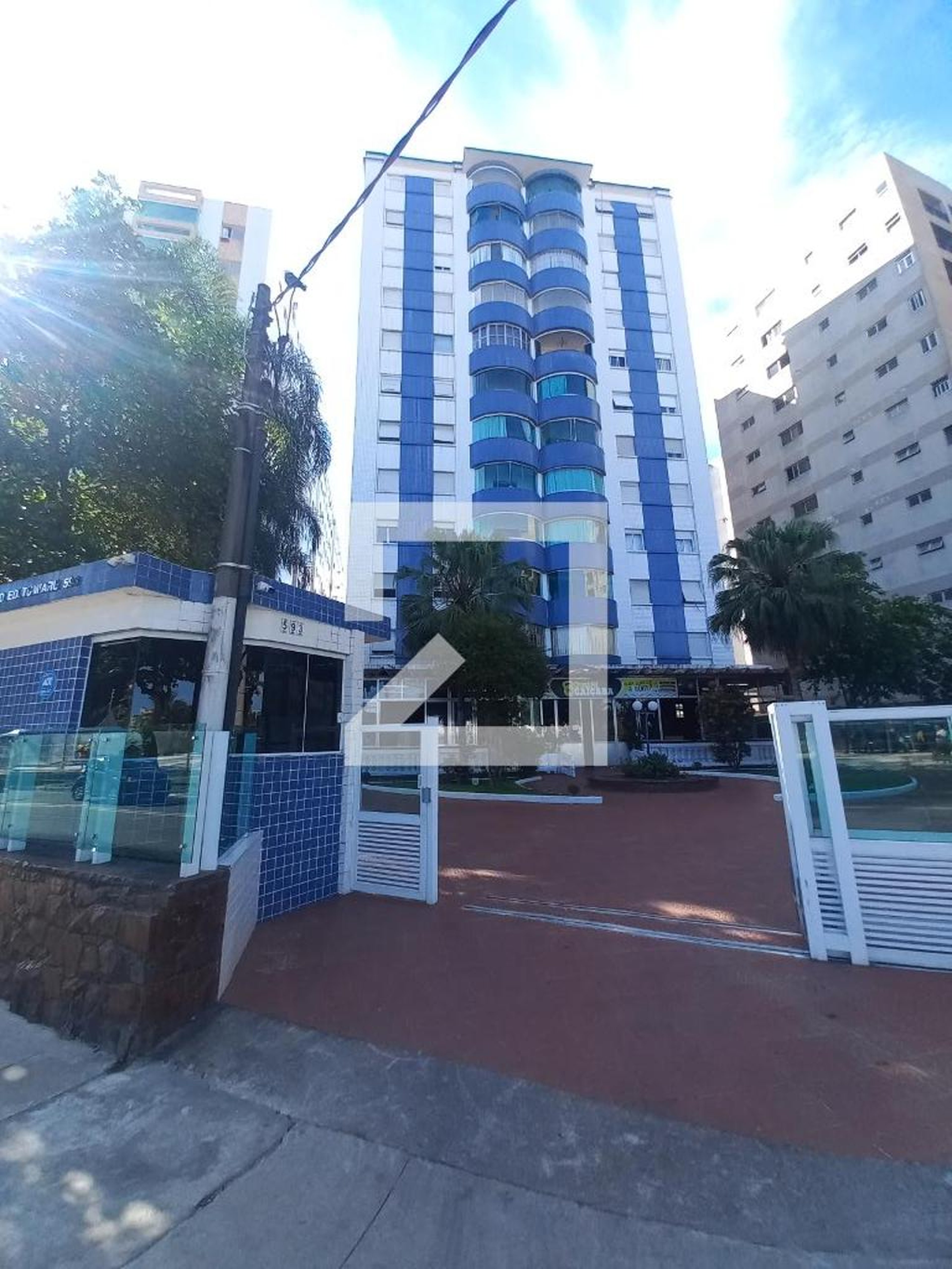 Fachada do Prédio Condomínio Tumiarú