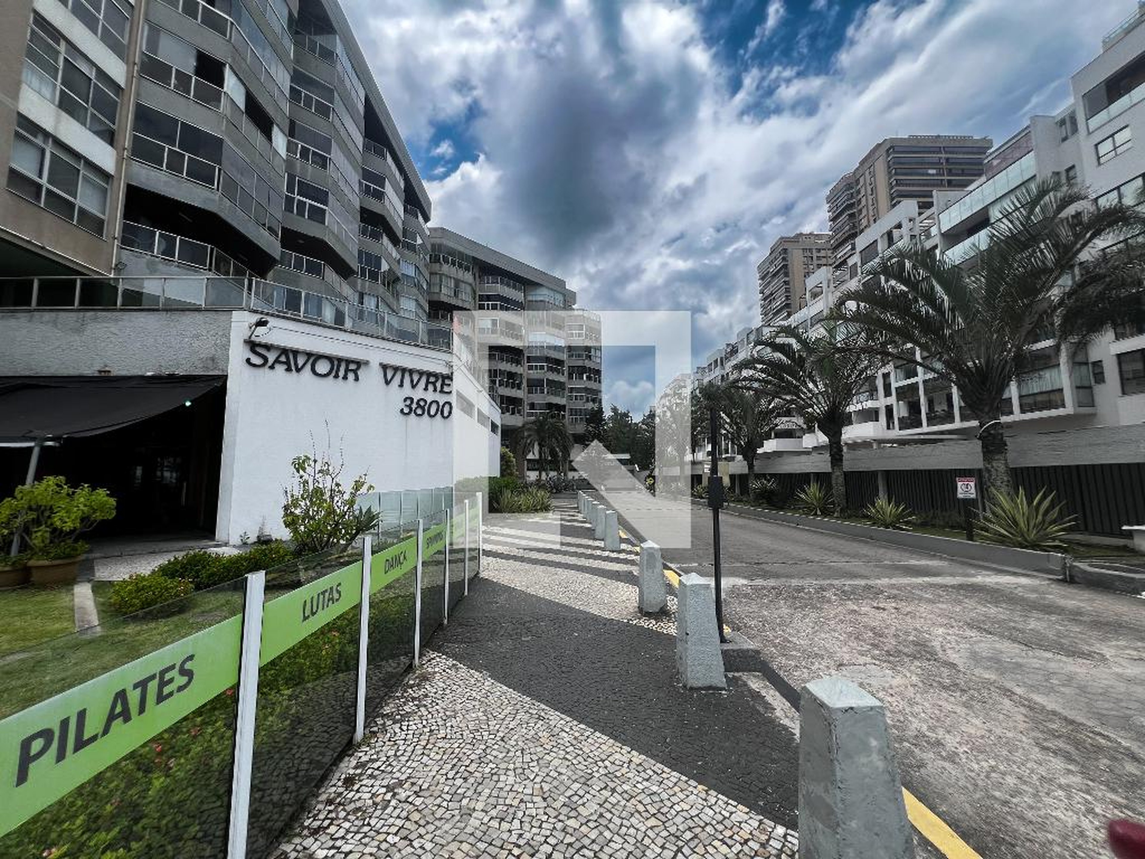 Fachada do Prédio Condomínio Savoir Vivre