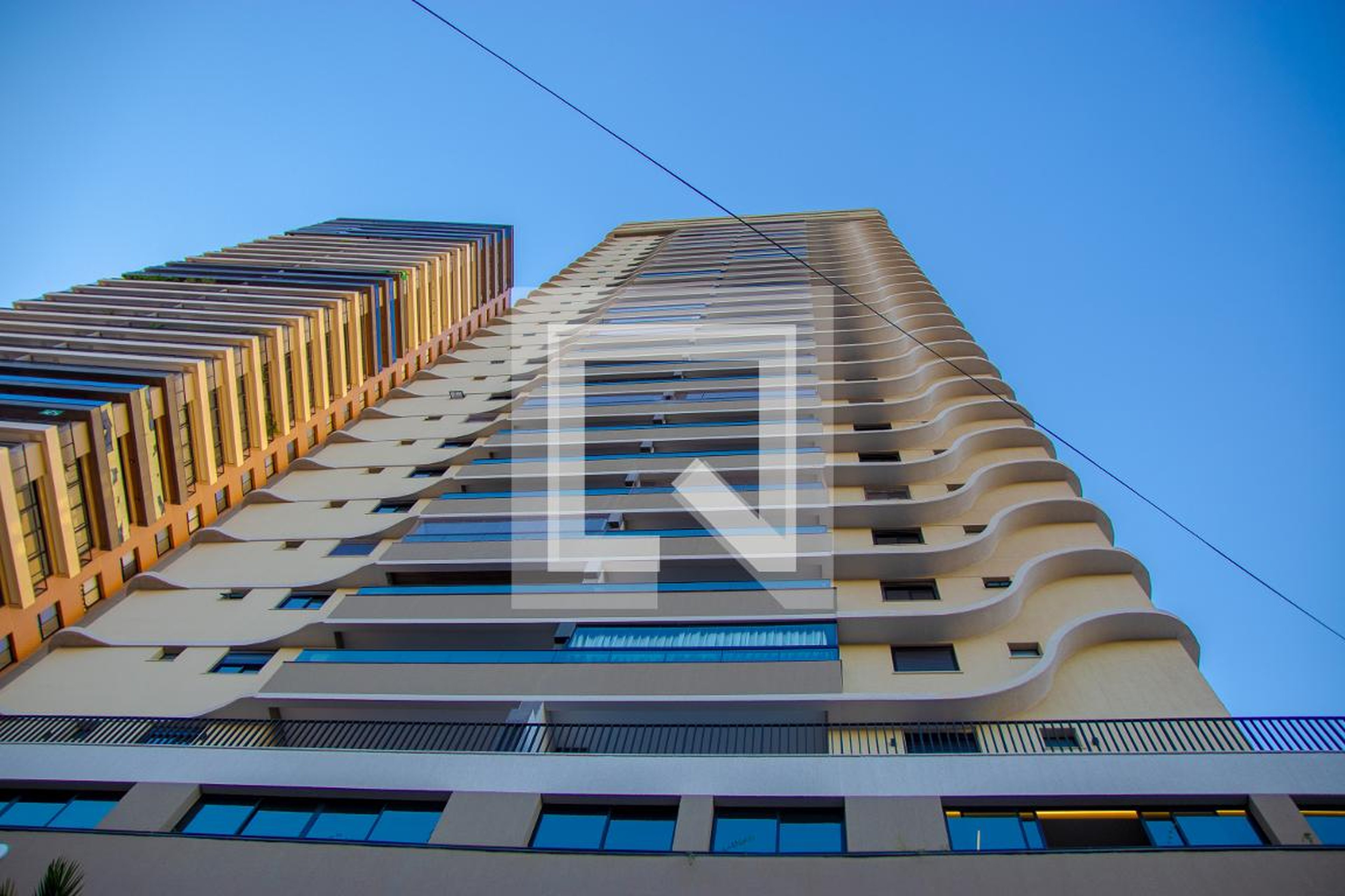 Fachada Condomínio em Rua 1128, 238