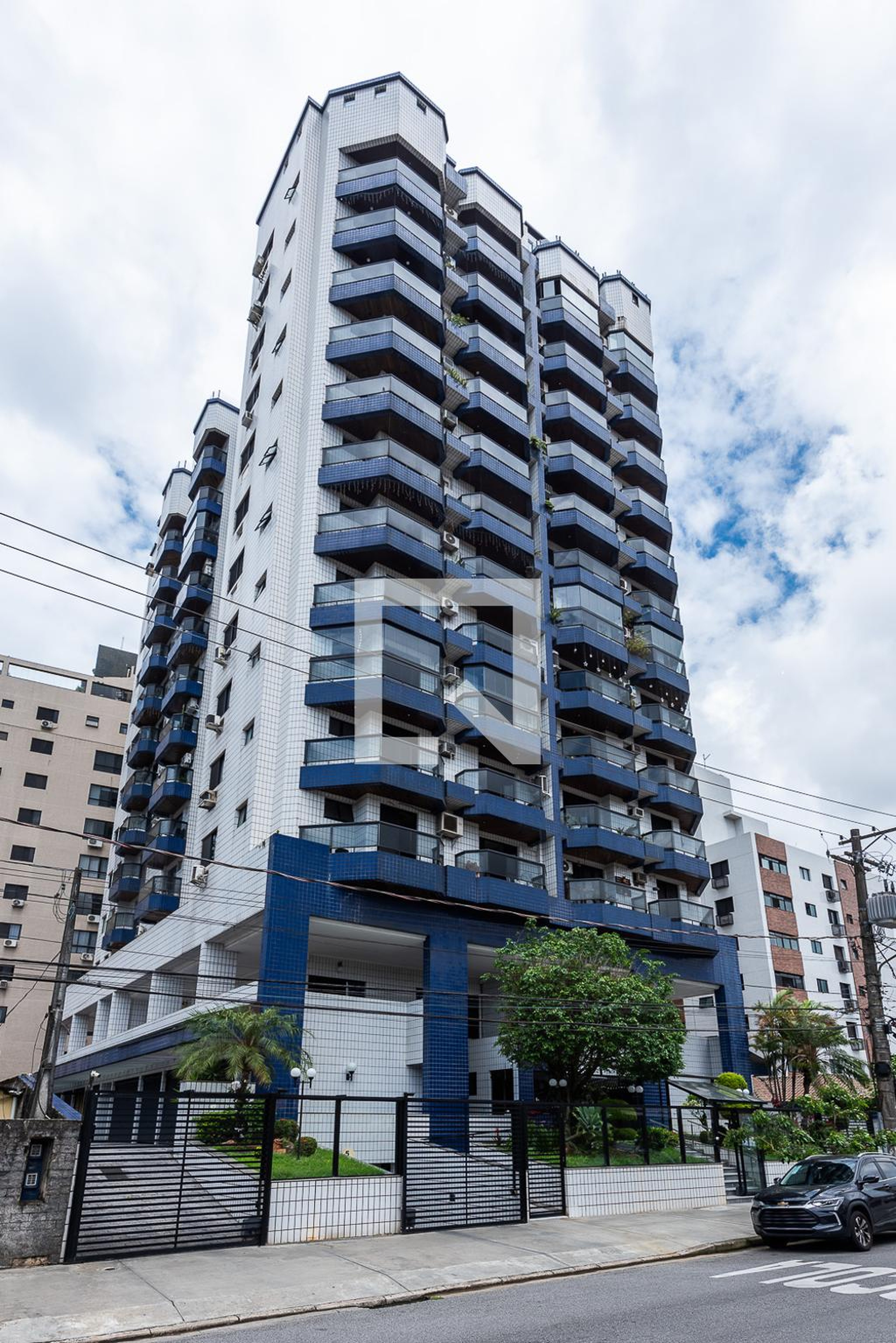 Fachada Condomínio Torre das Amoreiras