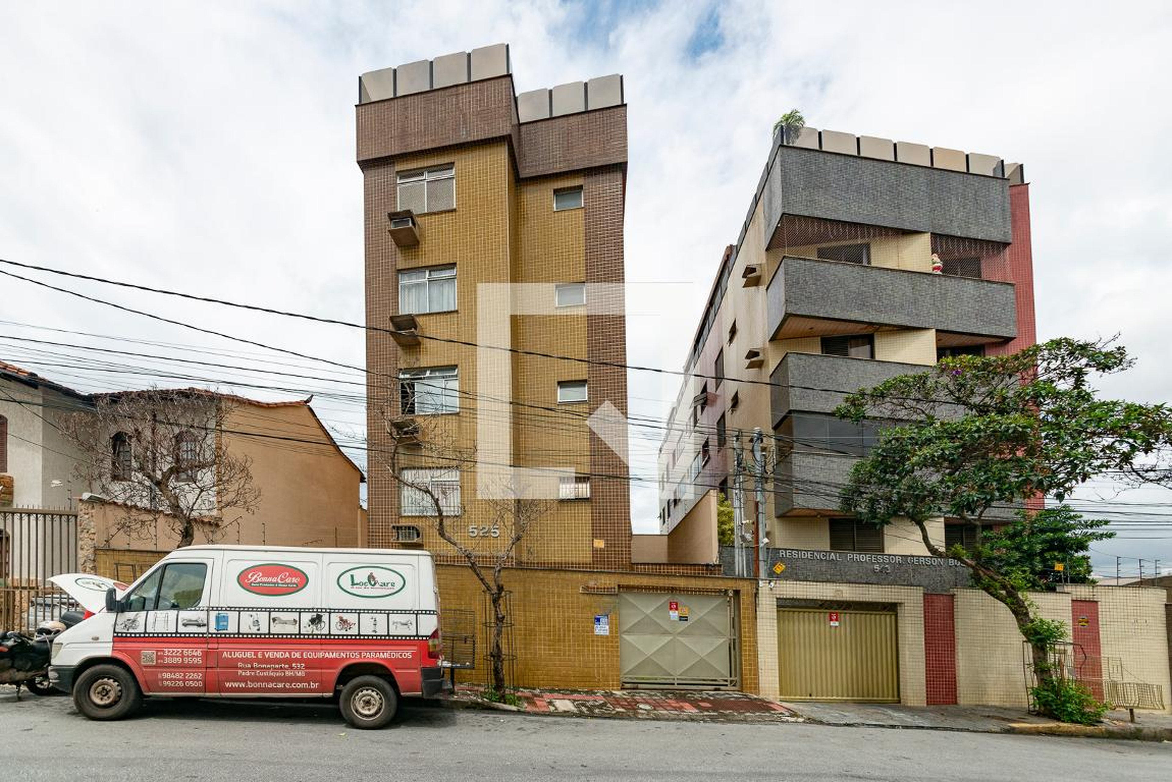 Fachada Condomínio em Rua Bonaparte, 525