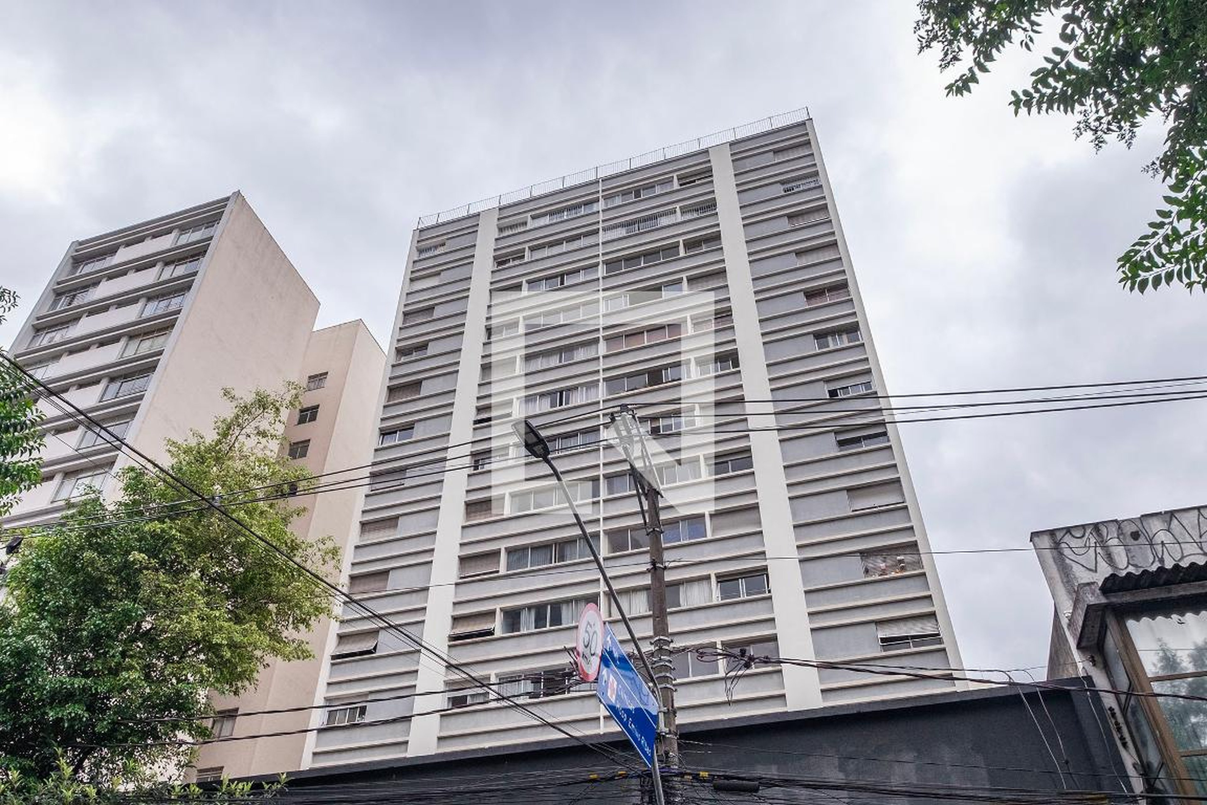 Fachada Edifício Roselys